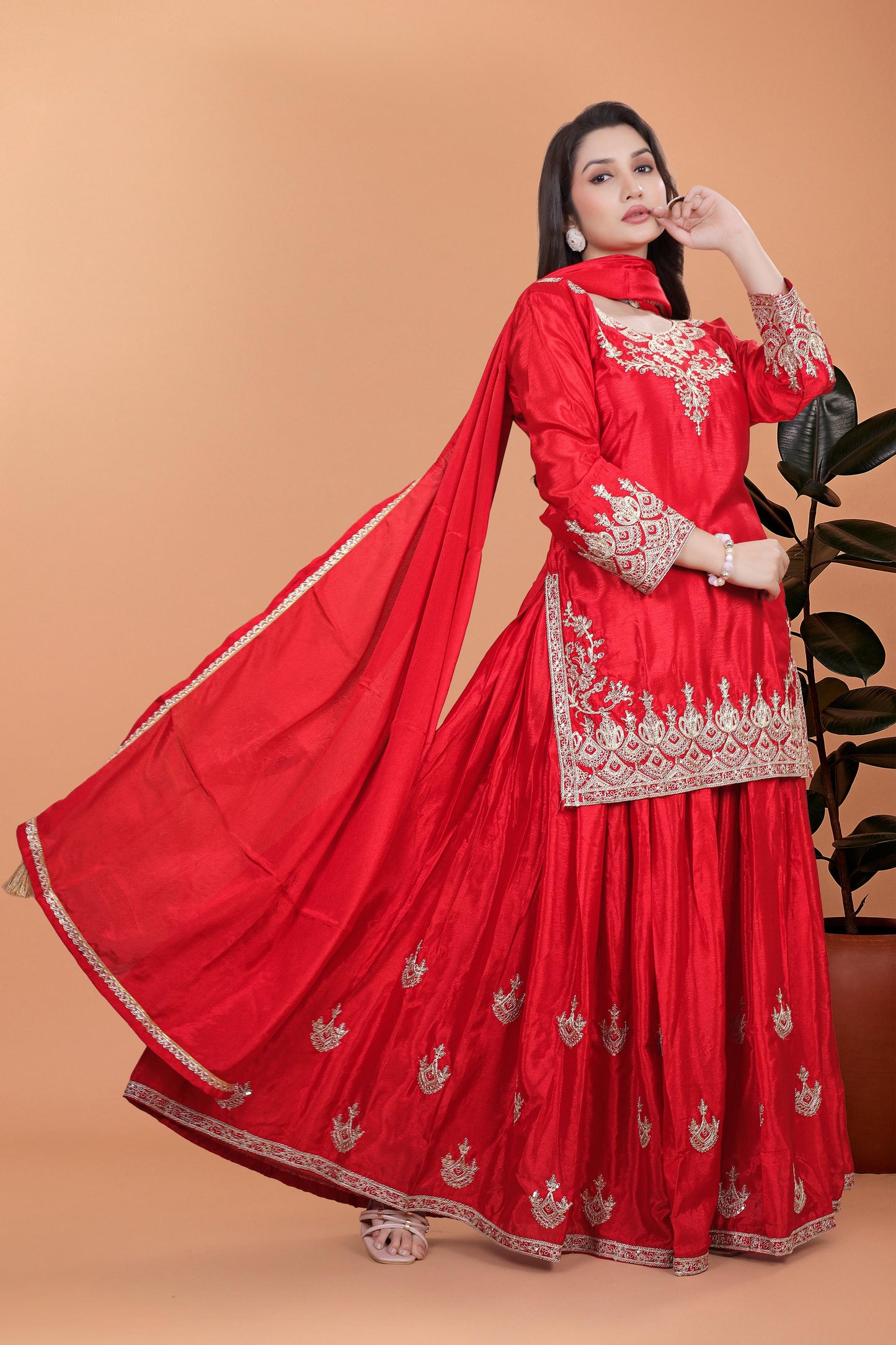 PURE CHINON SILK SUIT IN GERMANY