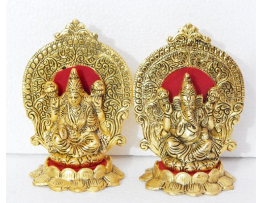 Decorative Laxmi Ganesha Statue in Munich