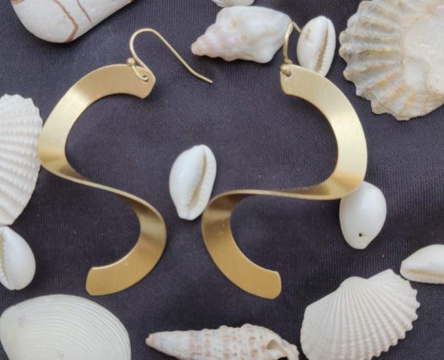 Brass Handmade Spiral Earring for Women and Girls in Berlin