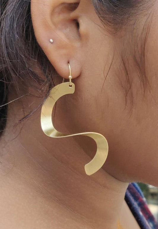 Brass Handmade Spiral Earring for Women and Girls in Berlin
