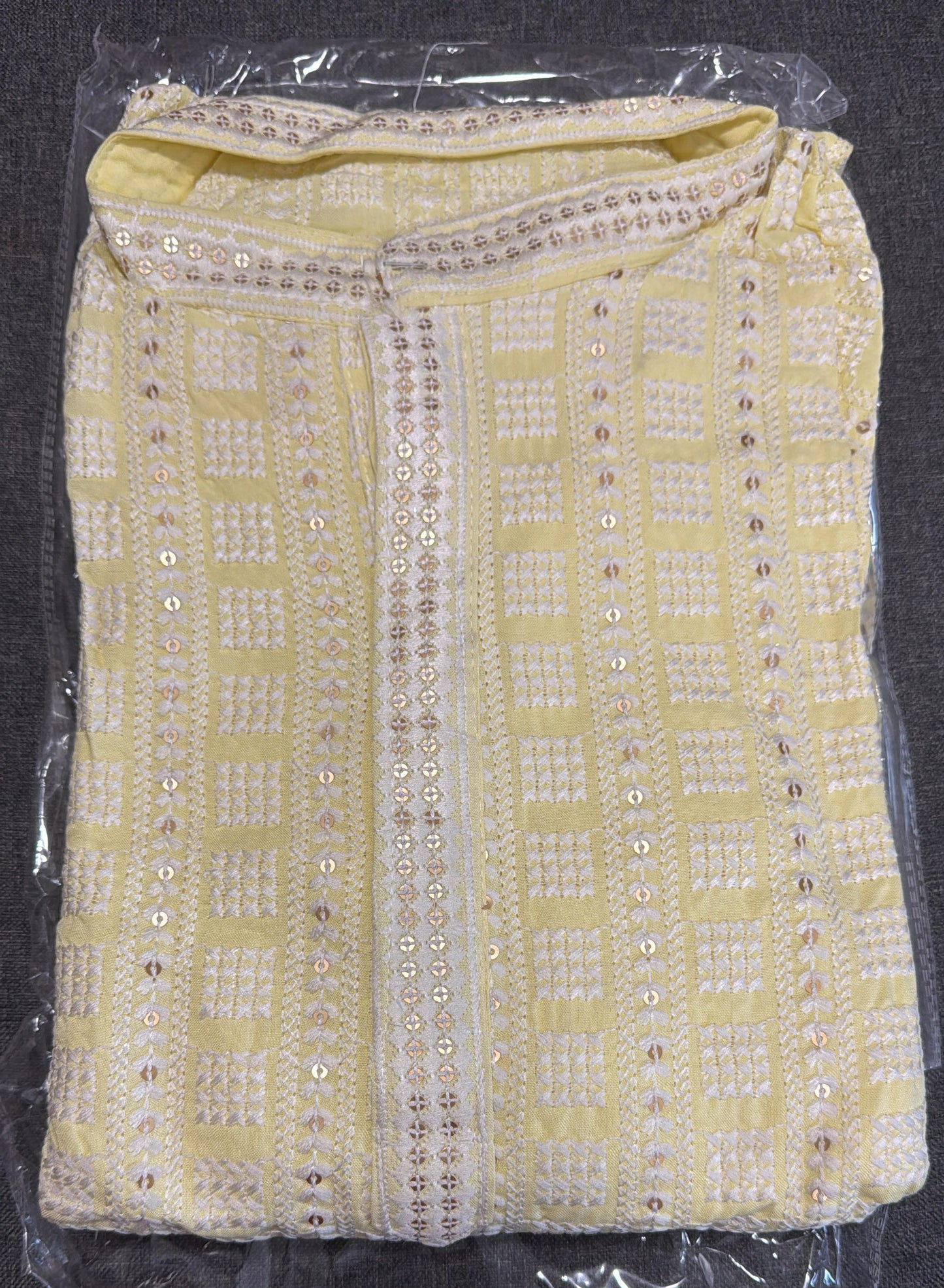 MENS CHIKENKARI HEAVY RAYON KURTA IN BERLIN