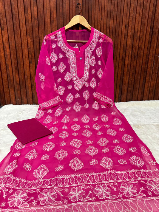 Ethnic Women's Georgette Chikankari Embroidery Straight Kurta in Berlin