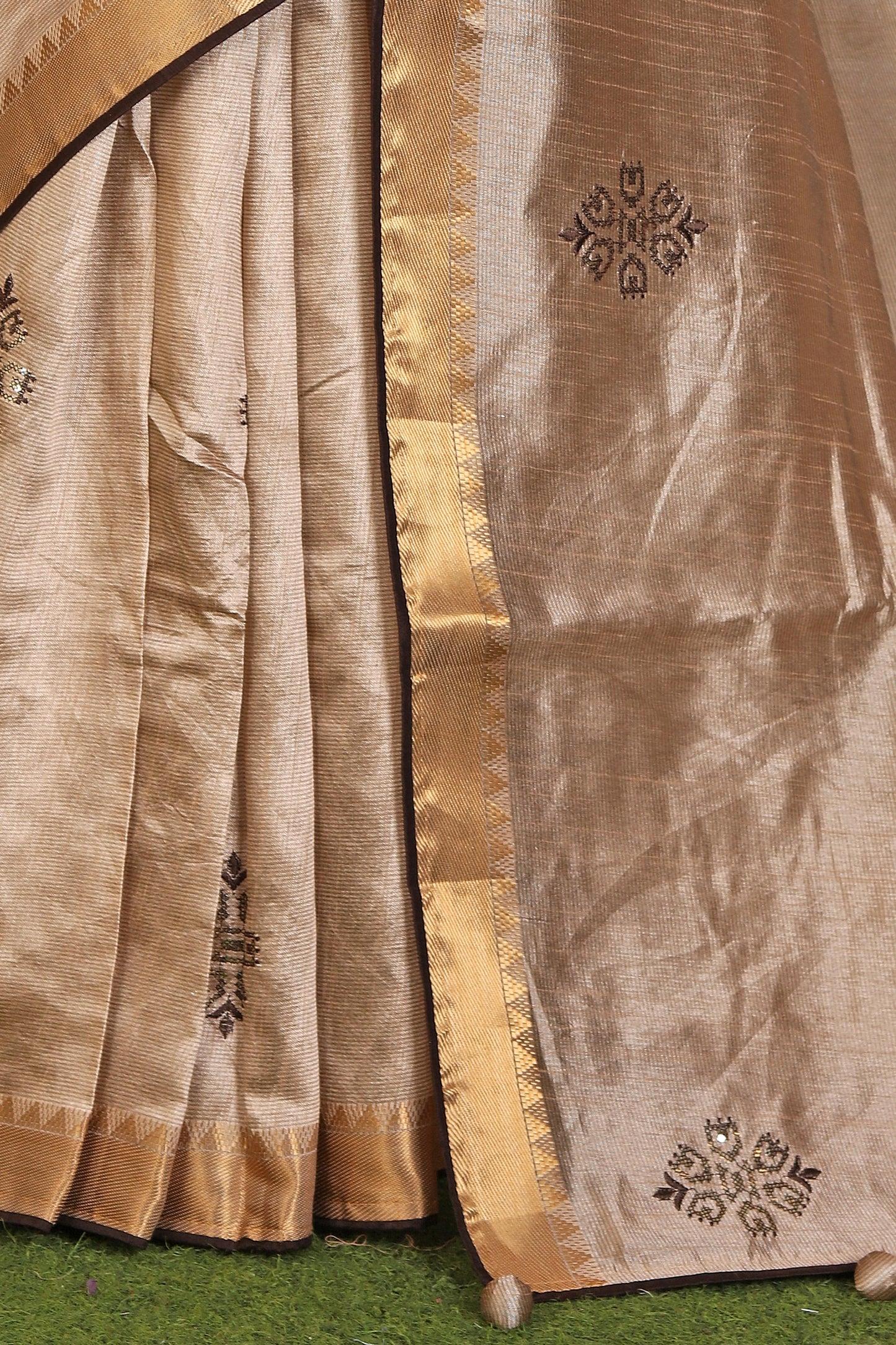 Women Silk Blend Saree in Germany