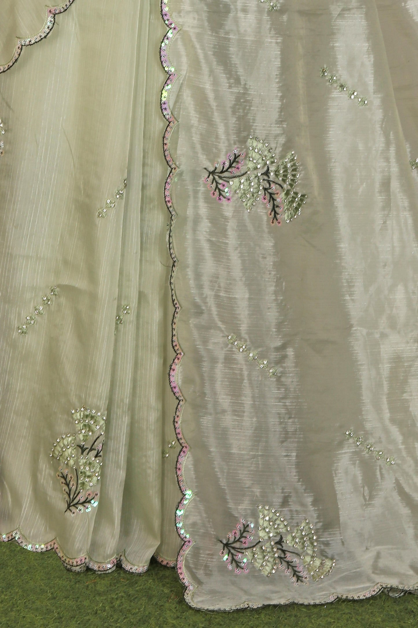 Pure Tissue Silk Saree in Munich
