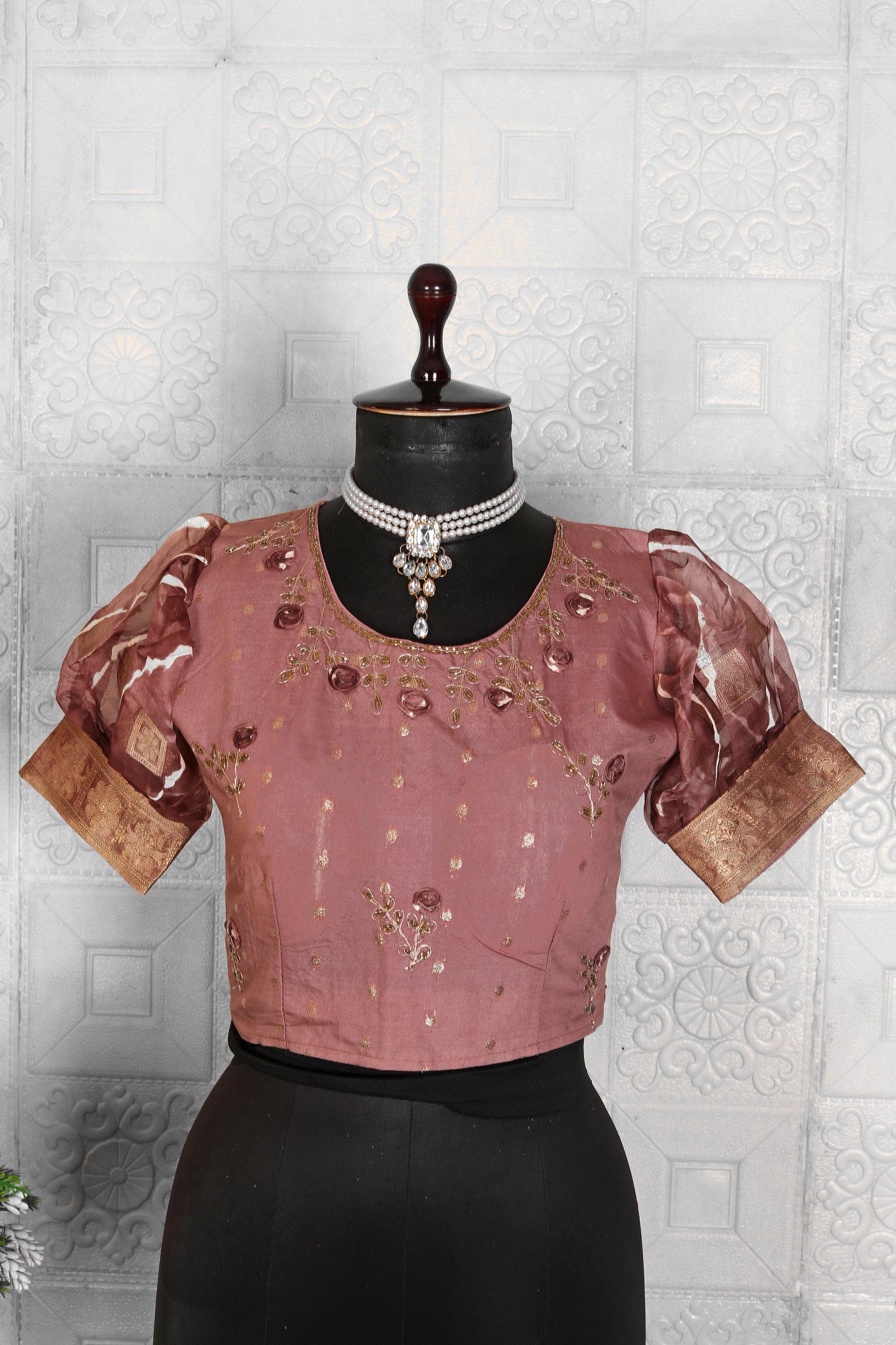 Beautiful Chanderi Silk Saree with stitched blouse in Germany
