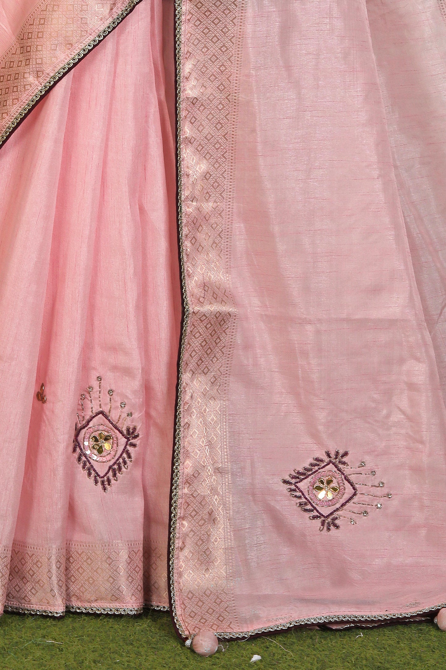 Beautiful Chinnon Silk Saree in Germany Munich
