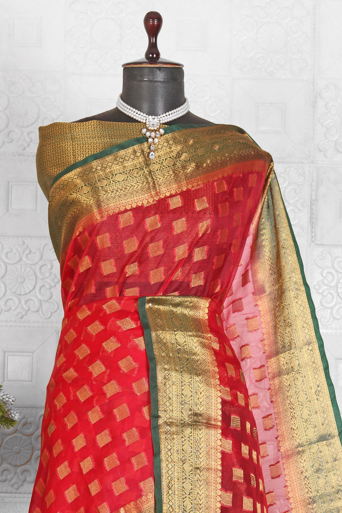 Beautiful Chanderi Silk Saree with stitched blouse in Germany
