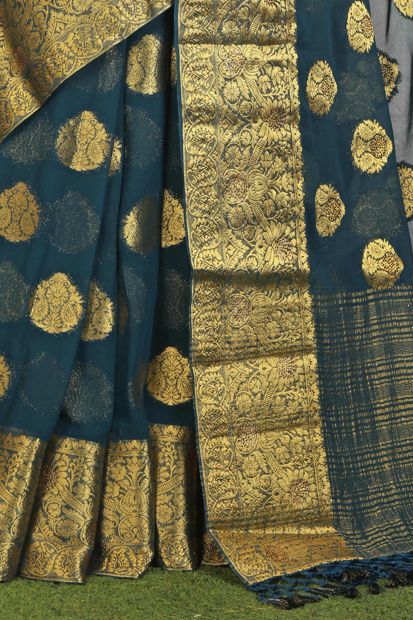 Women Chanderi Silk Saree in Germany