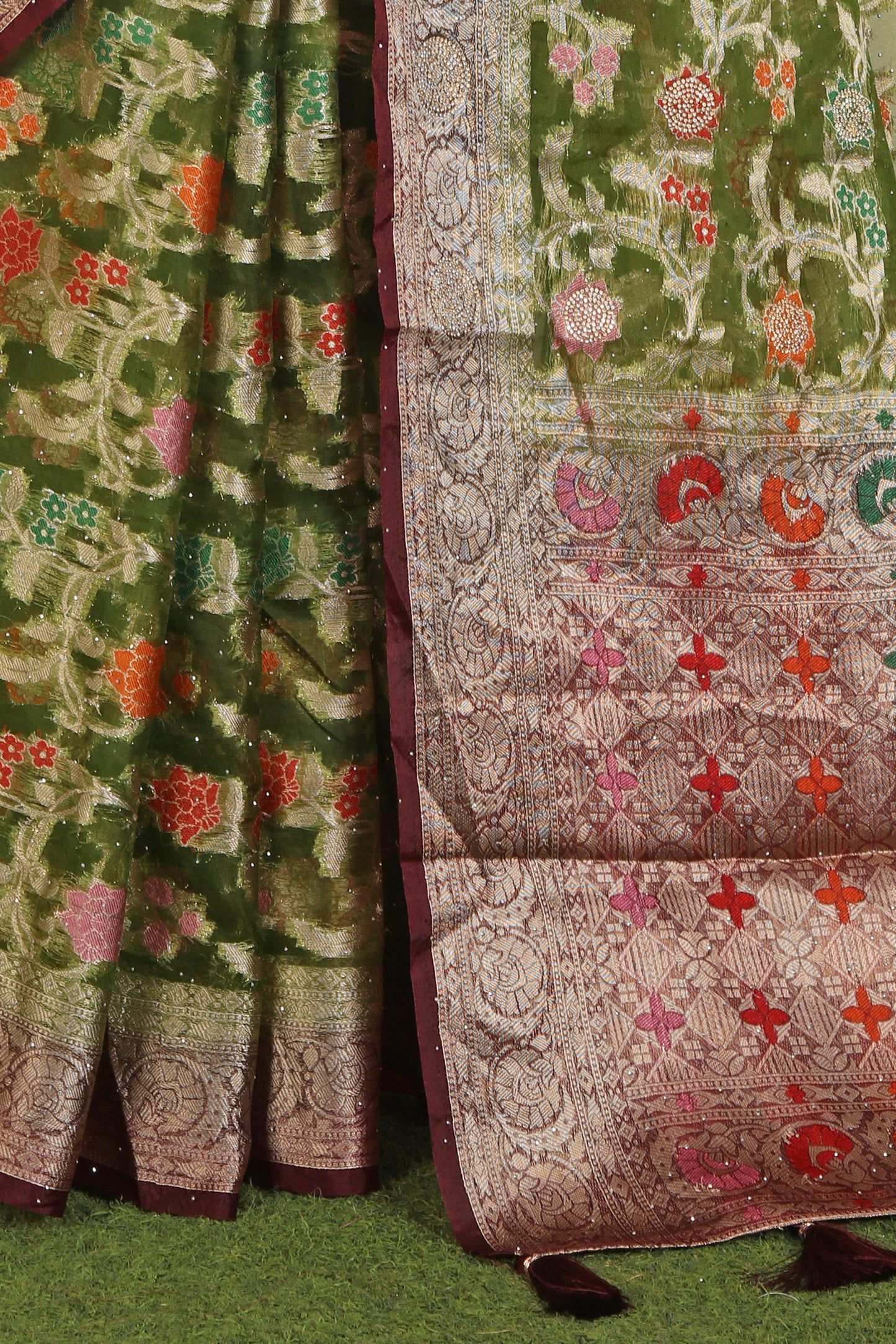 Chanderi Silk Saree with stitched blouse in Germany