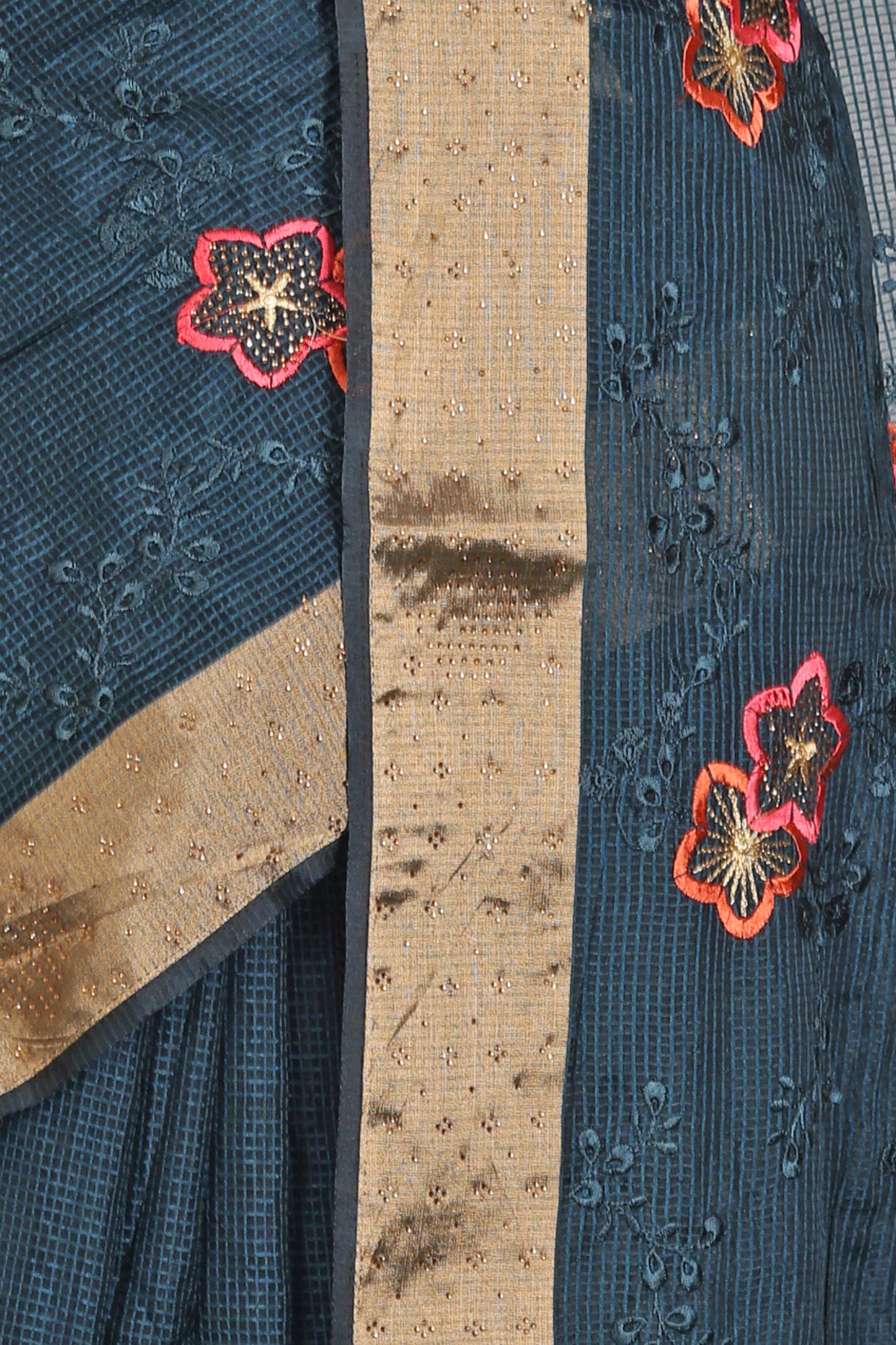 Beautiful Chanderi Silk Saree with stitched blouse in Berlin