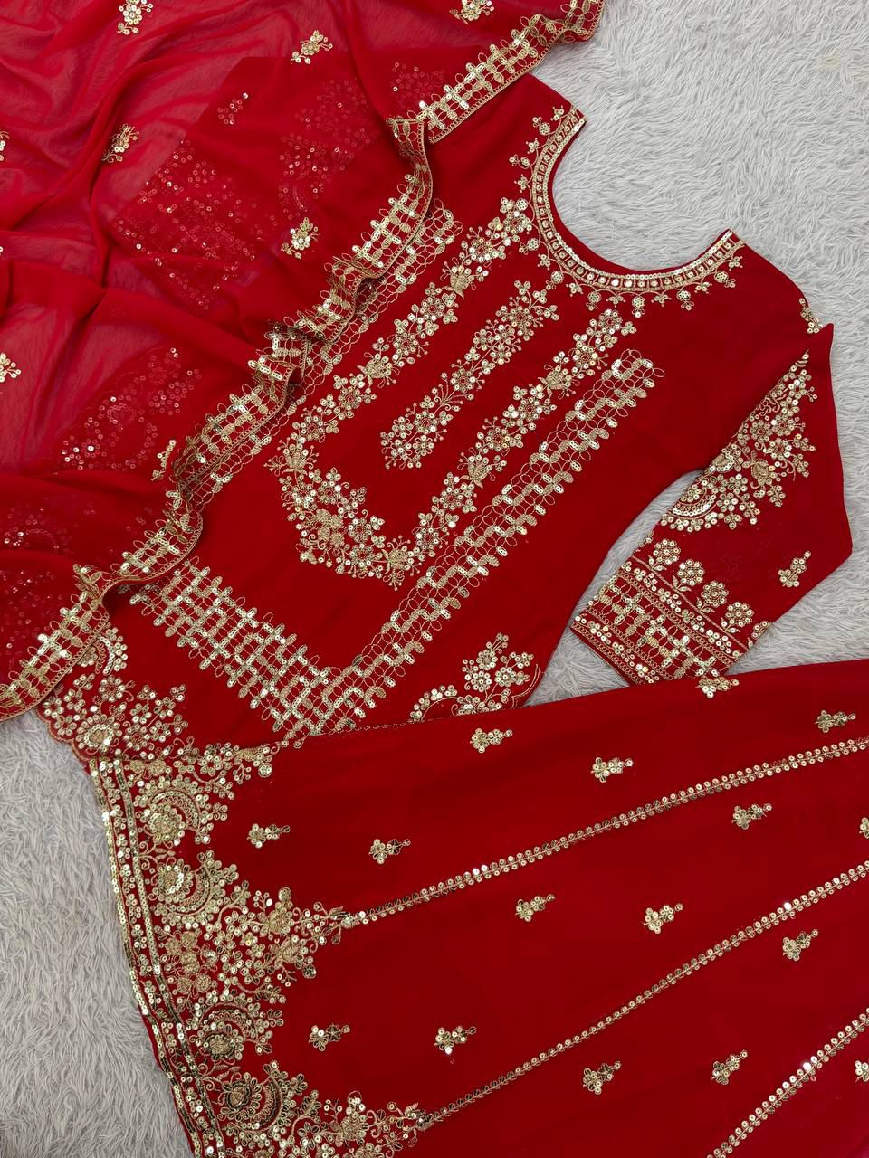 Beautiful Georgette Suit in Munich
