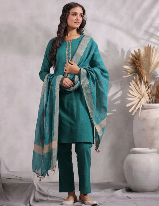 Women's Green Ethnic Motifs Straight Kurta with Trousers & Dupatta in Germany