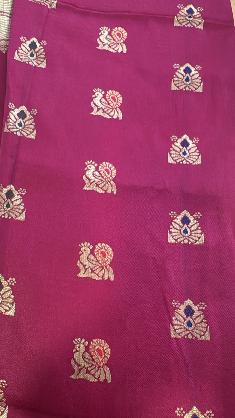 Purple Silk Saree unstitched blouse in Berlin