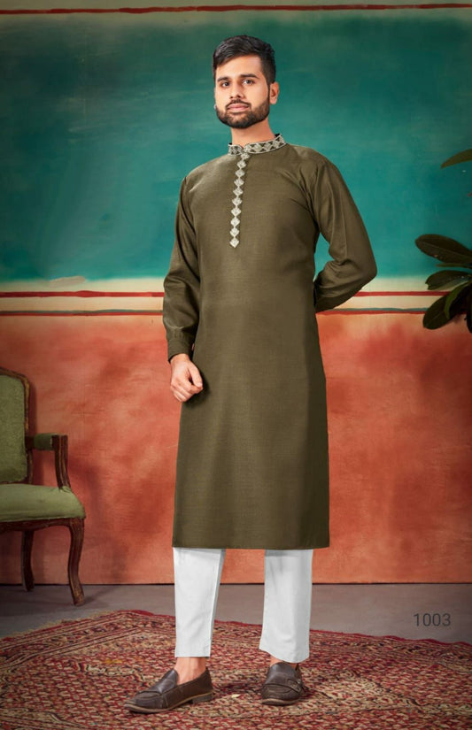 Mens Kurta Designer Magic Cotton Slub Kurta Payjama in Berlin