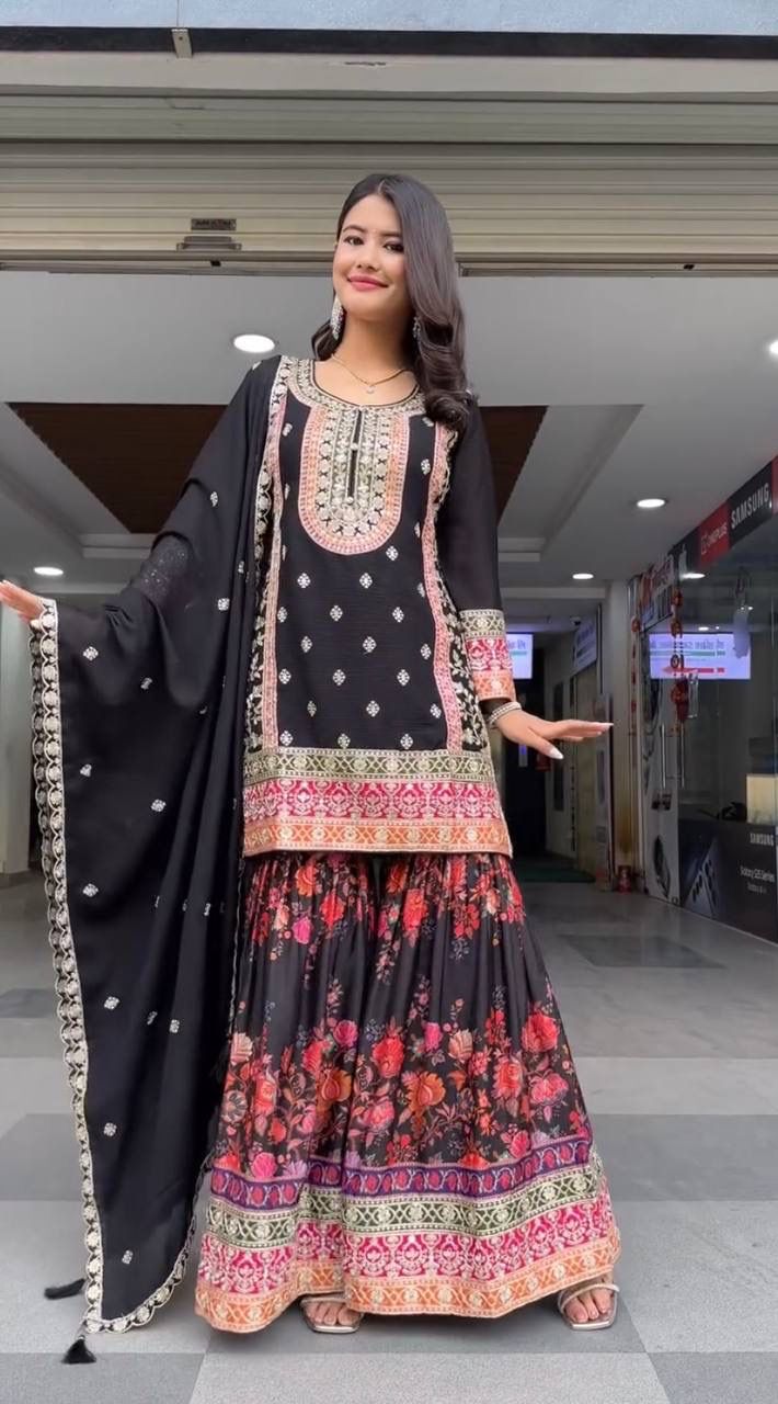 BLACK DESIGNER PARTY WEAR SUIT IN BERLIN