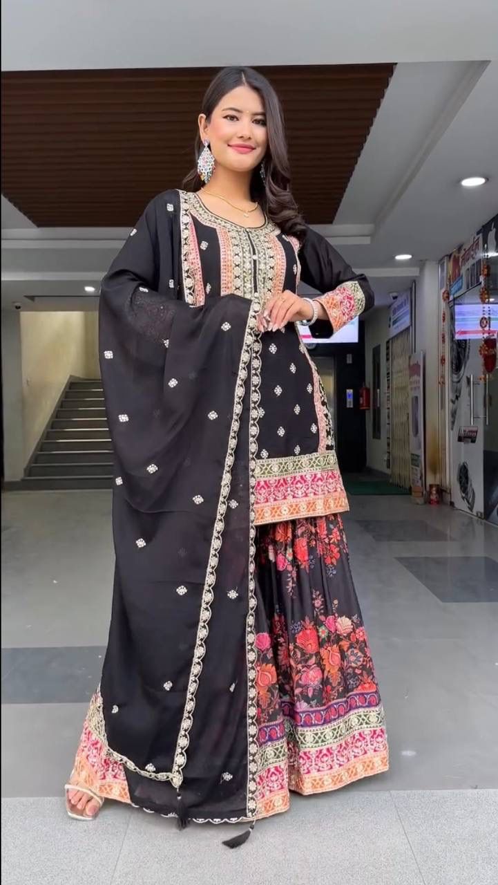 BLACK DESIGNER PARTY WEAR SUIT IN BERLIN