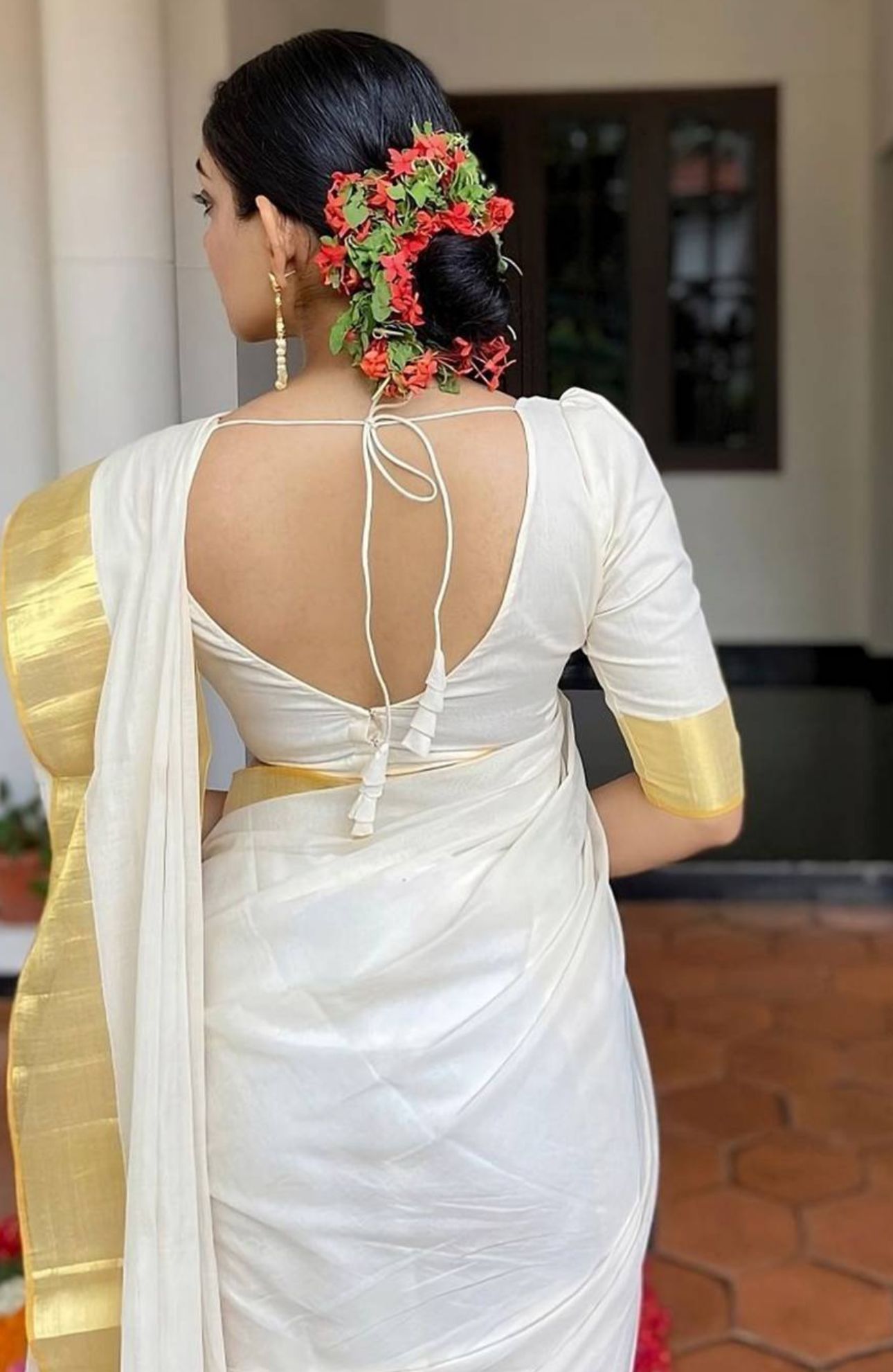 Beautiful Zari Saree in Germany(Onam Saree)
