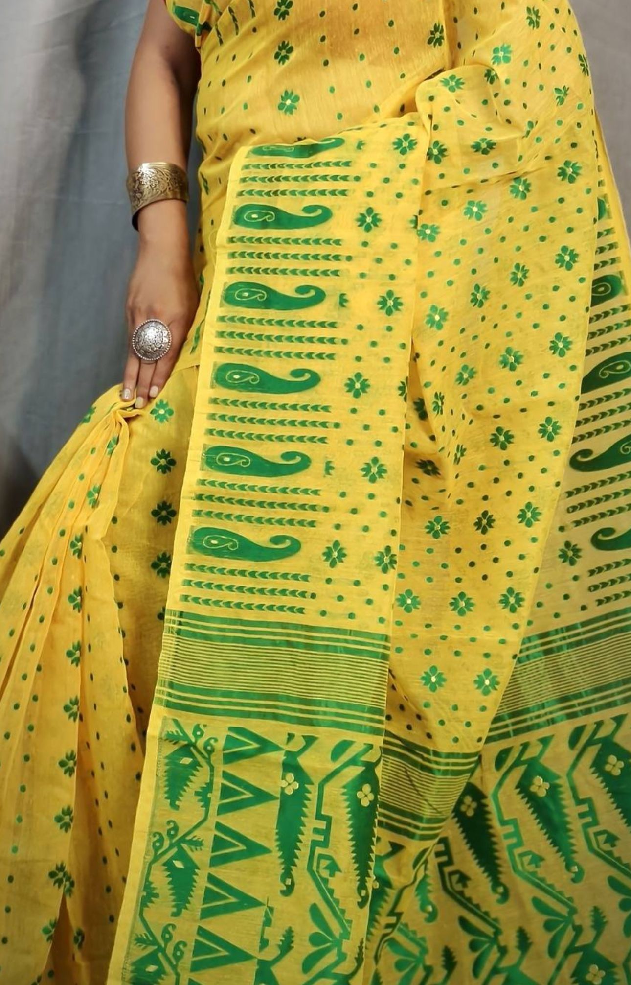 Woven Design Pure Cotton Jamdani Saree in Germany
