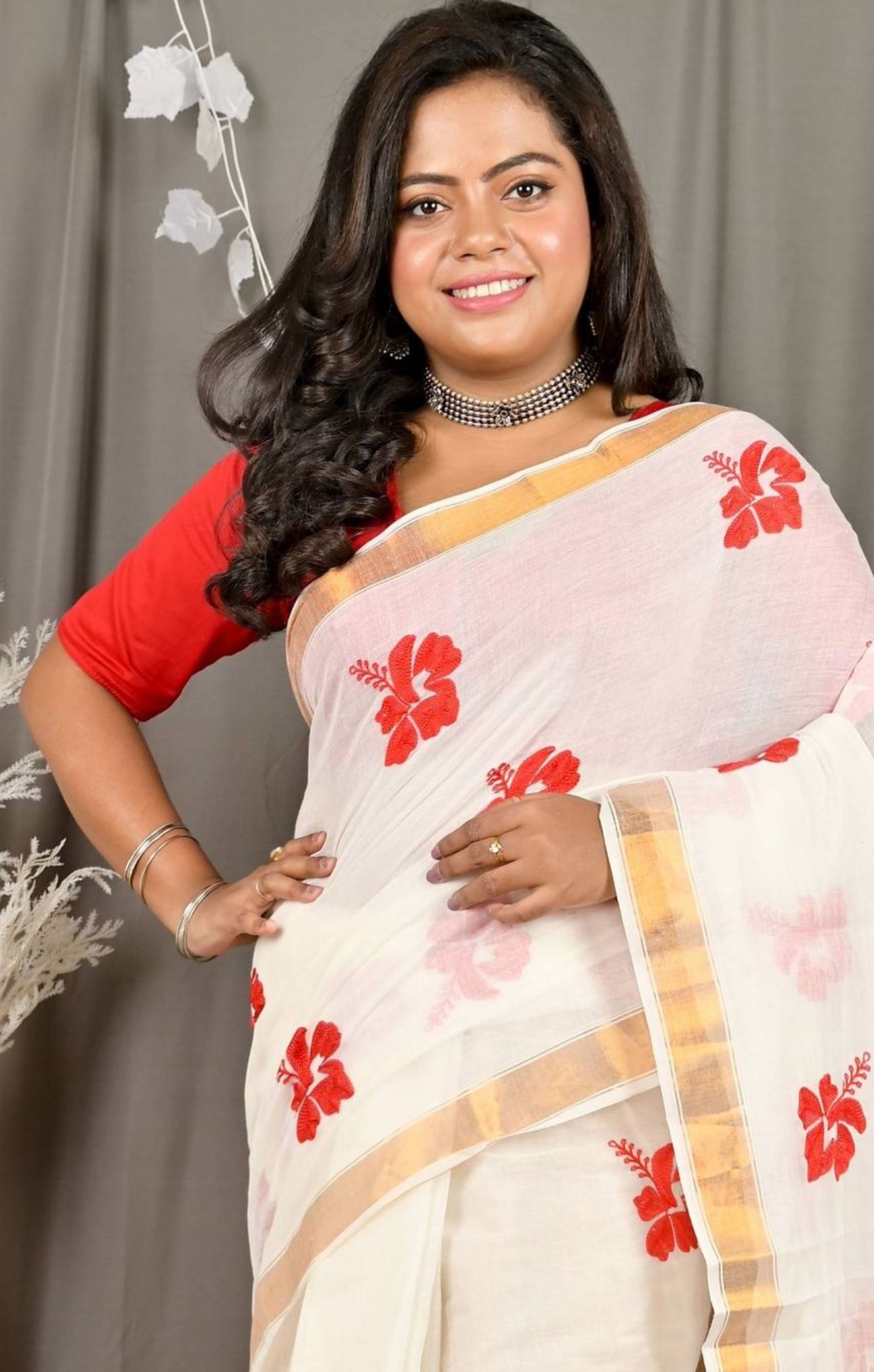Floral Pure Cotton Kasavu Saree in Germany(Onam Saree)