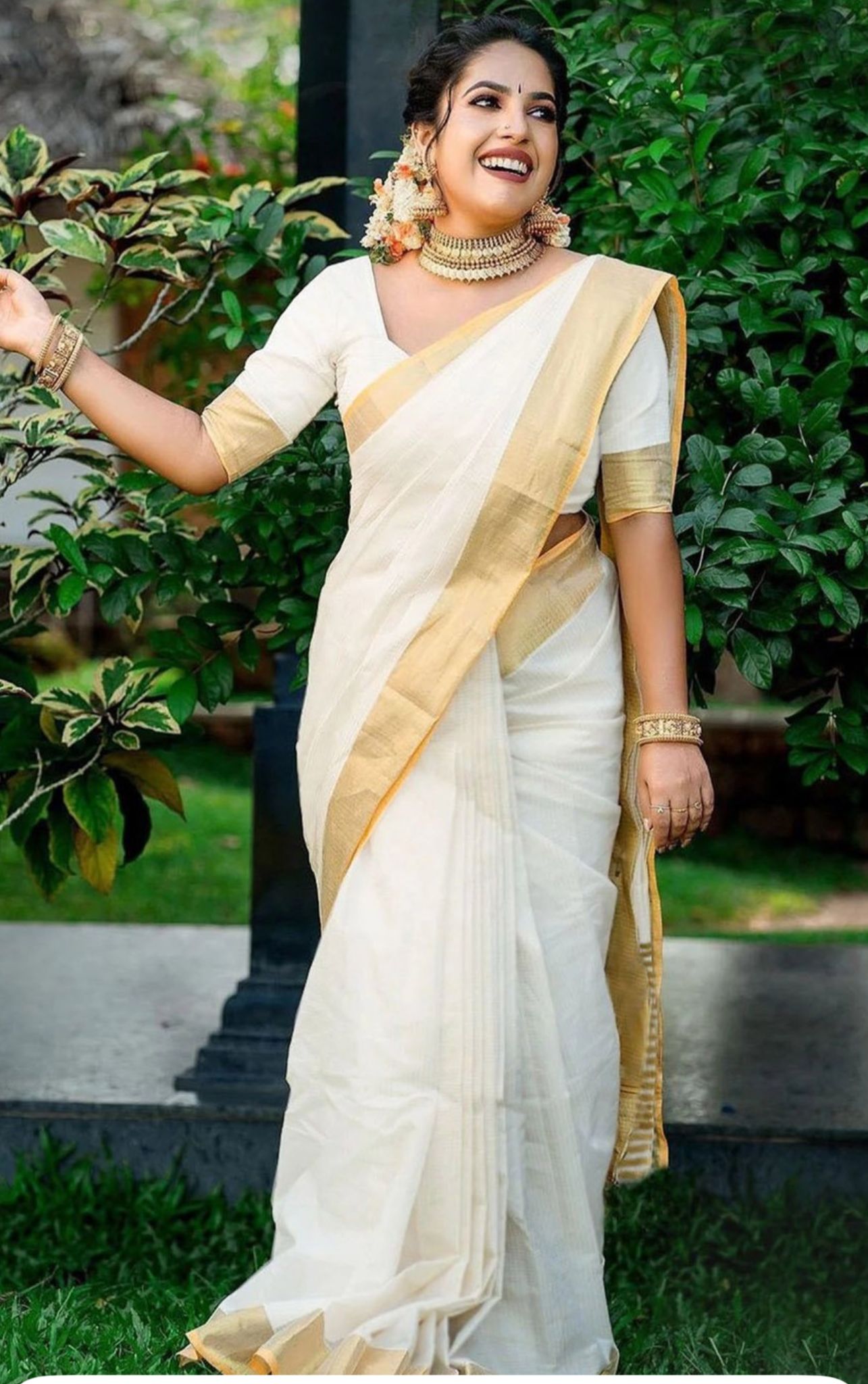 Zari Silk Cotton Designer Kasavu Saree in Berlin