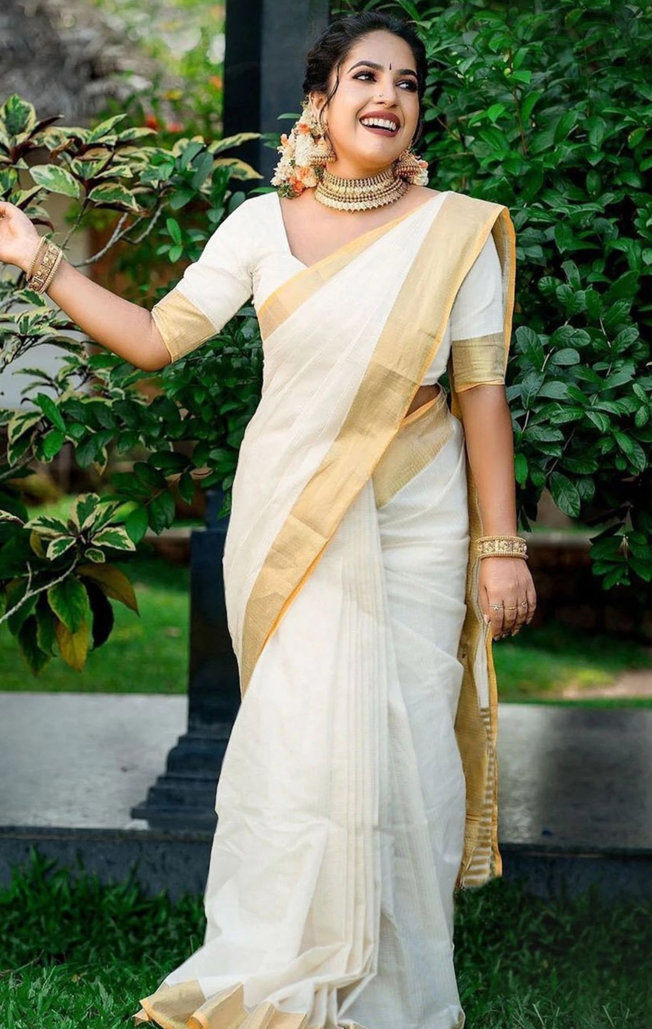 Zari Silk Cotton Designer Kasavu Saree in Berlin