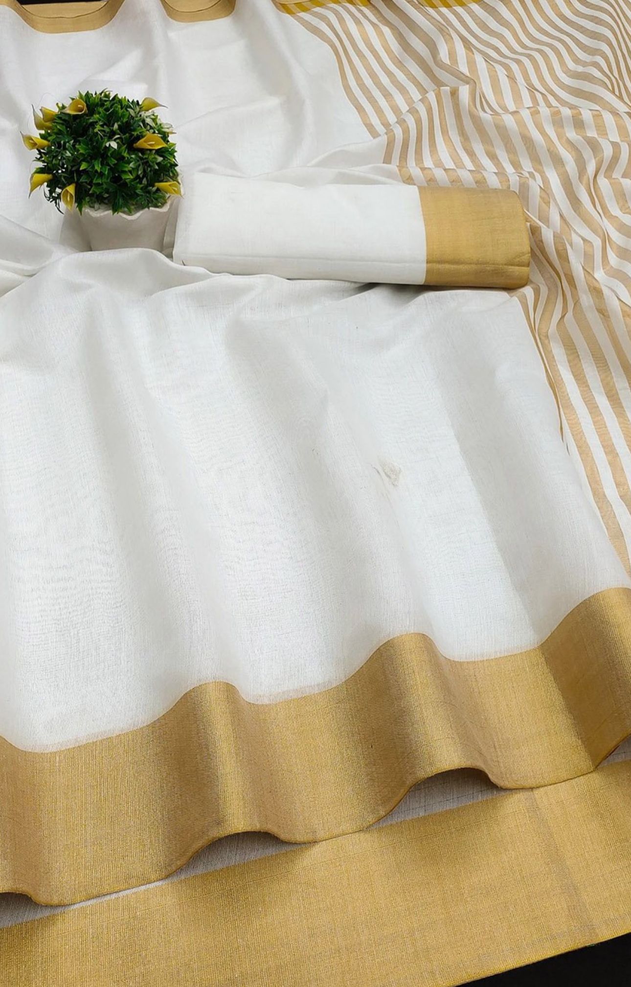 Zari Silk Cotton Designer Kasavu Saree in Berlin