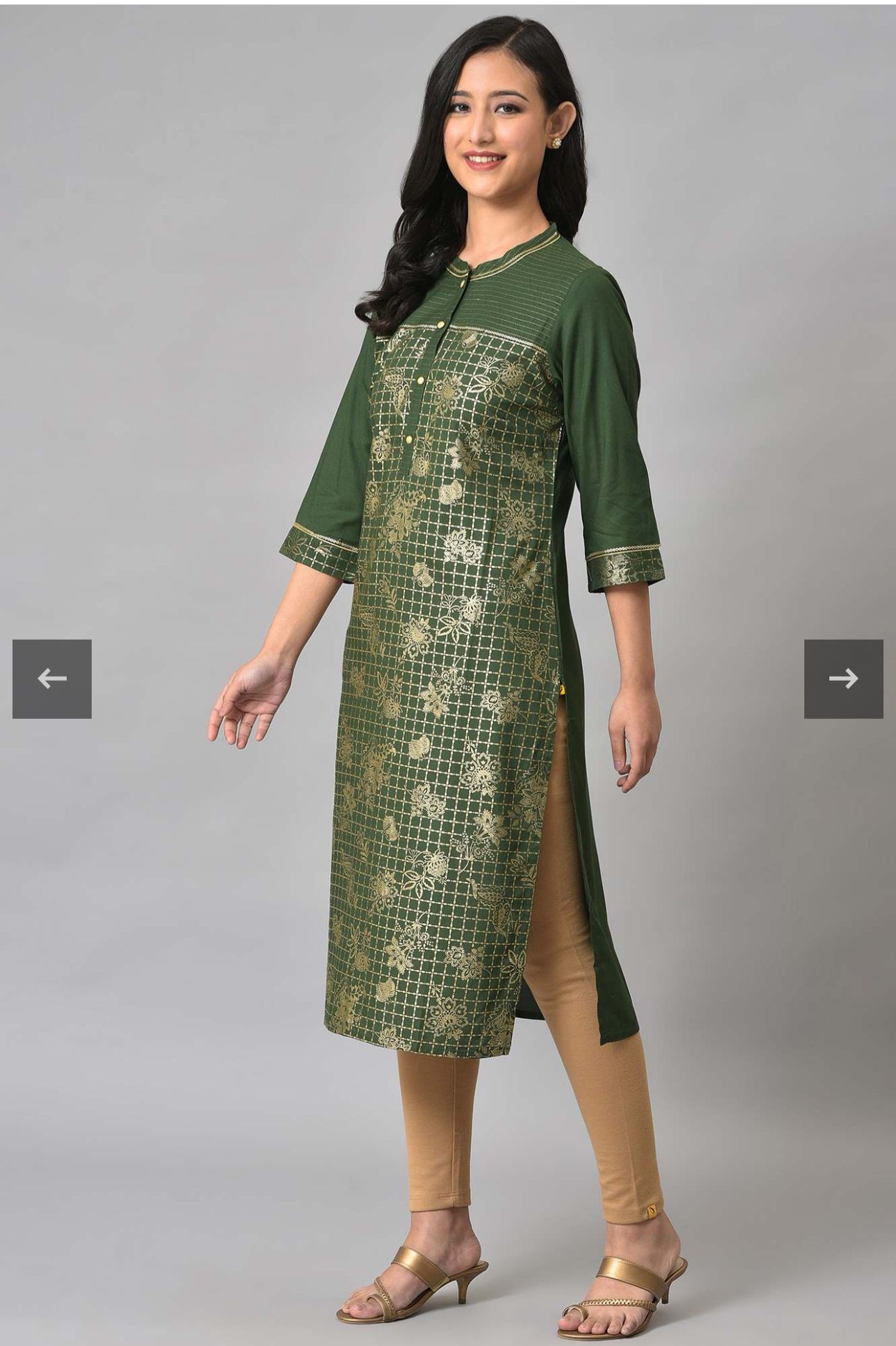 Green Button Down Ethnic Liva kurta in Berlin