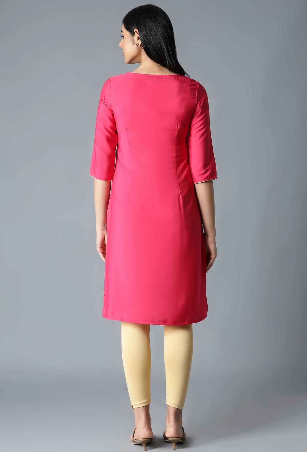 Pink Floral Printed kurta in Berlin