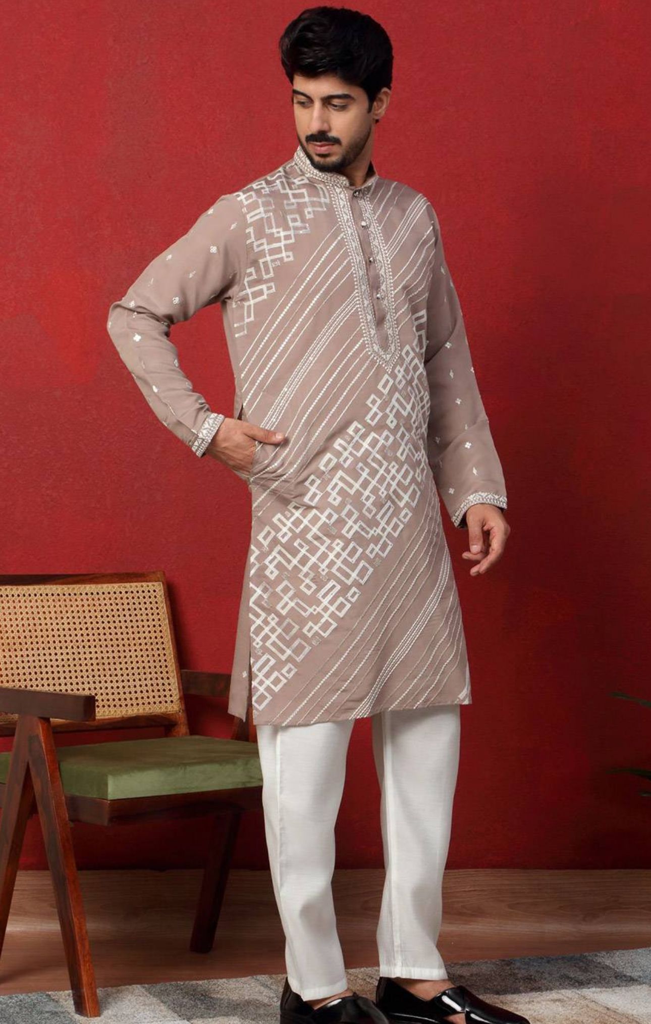 Geometric Embroidered Mandarin Collar Cotton Silk Straight Kurta in Germany
