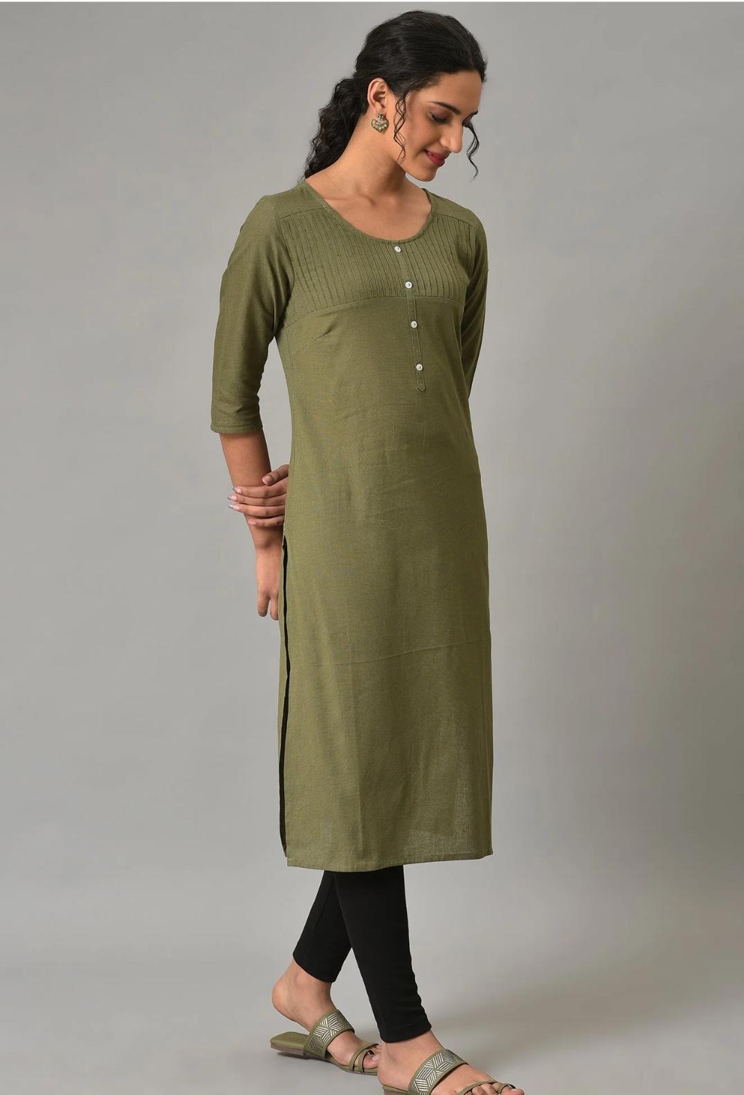 Green Solid Cotton kurta in Germany