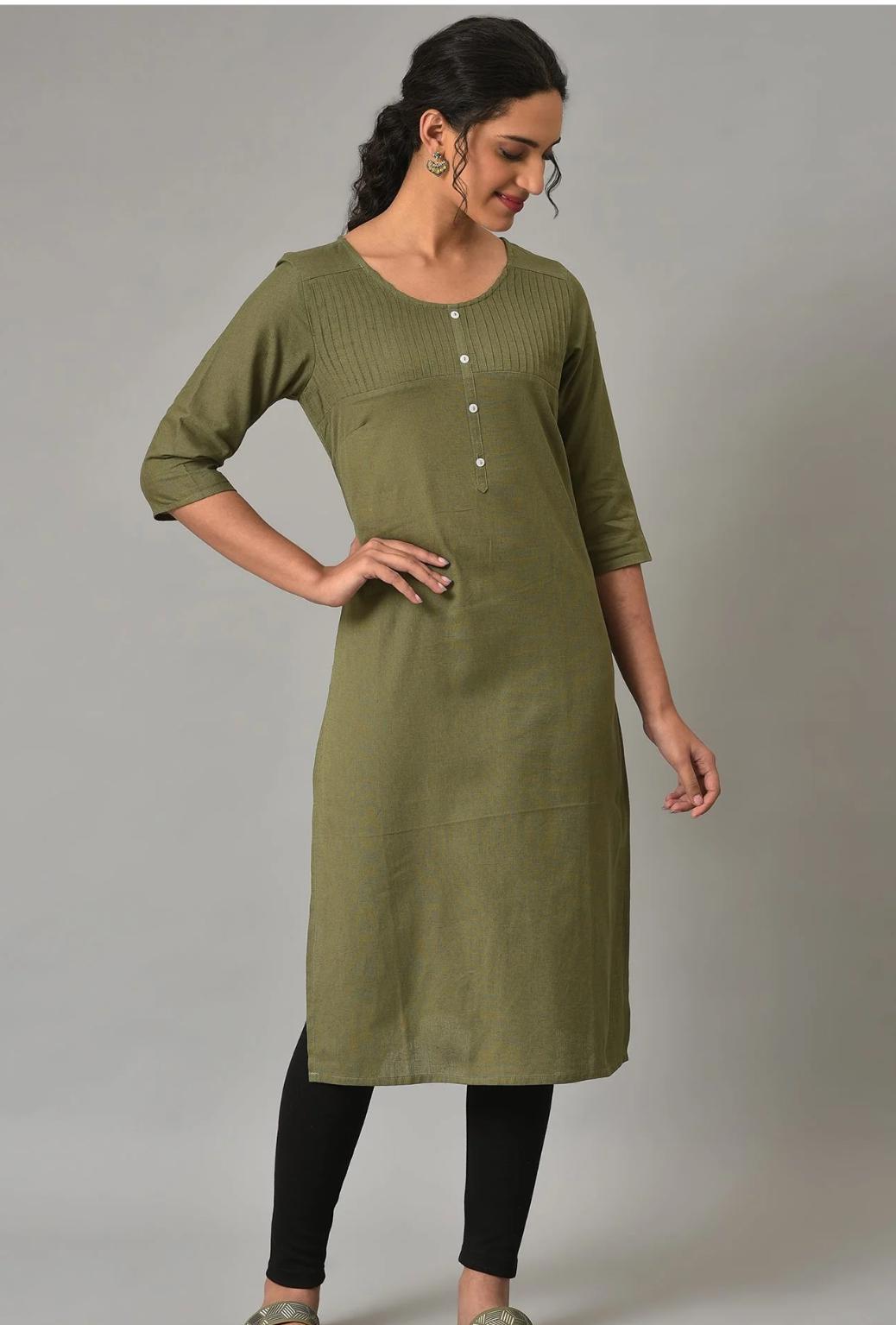 Green Solid Cotton kurta in Germany