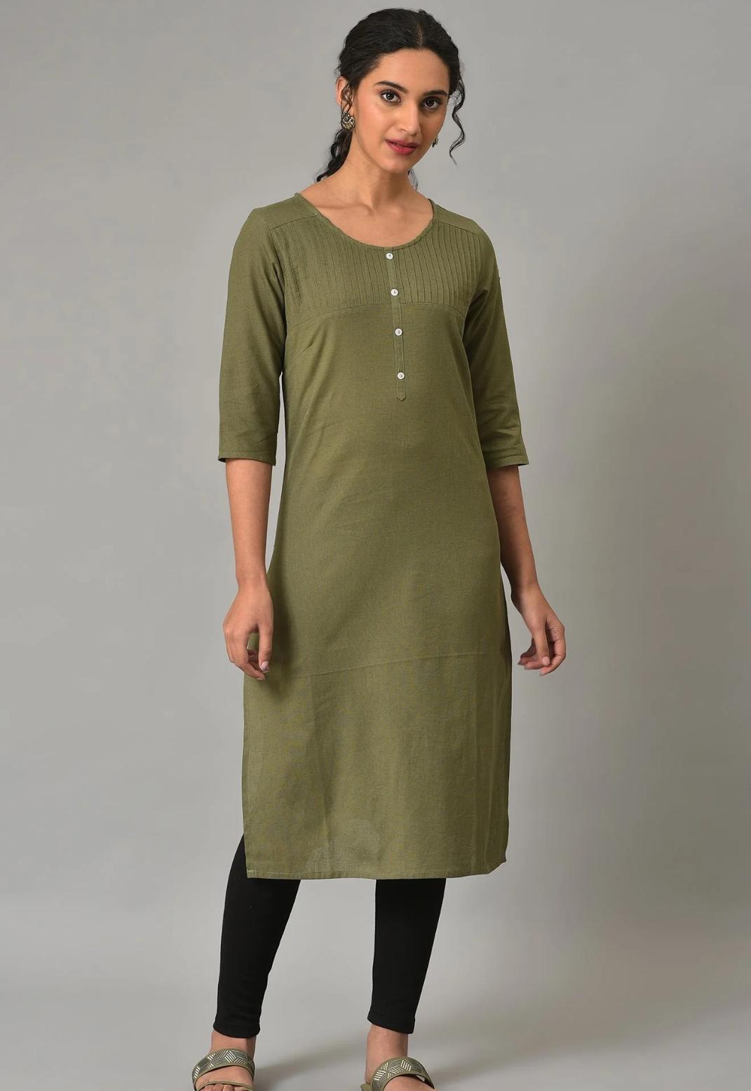 Green Solid Cotton kurta in Germany