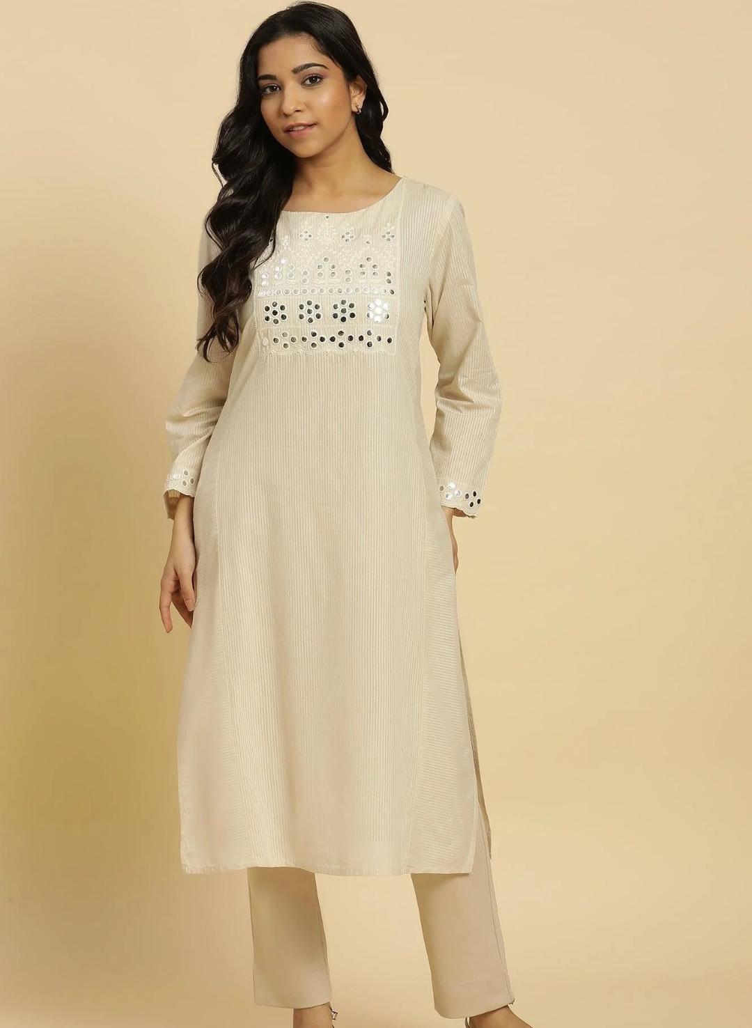 Off-White Cotton Kurta With Mirror Work in Germany