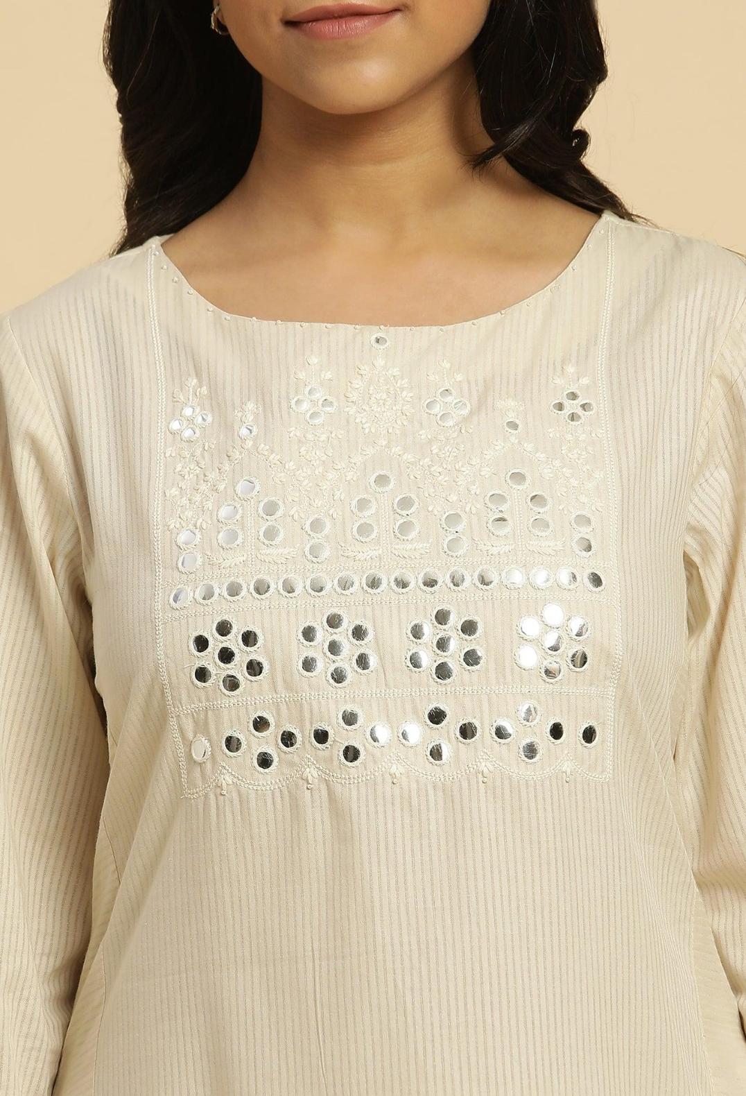 Off-White Cotton Kurta With Mirror Work in Germany
