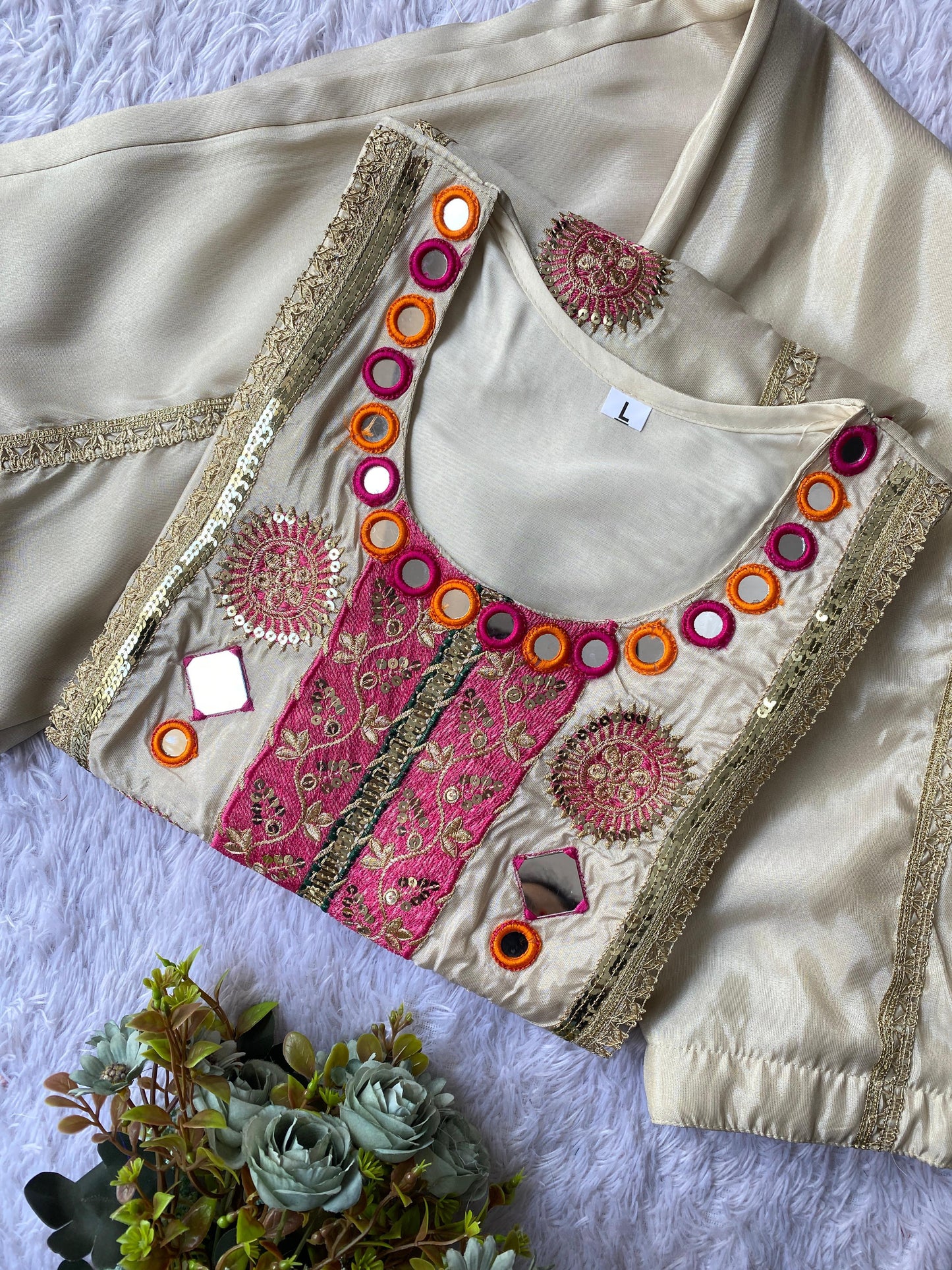 TRENDY CO-ORD SET MIRROR AND SEQUENCE EMBROIDERY WORK IN GERMANY