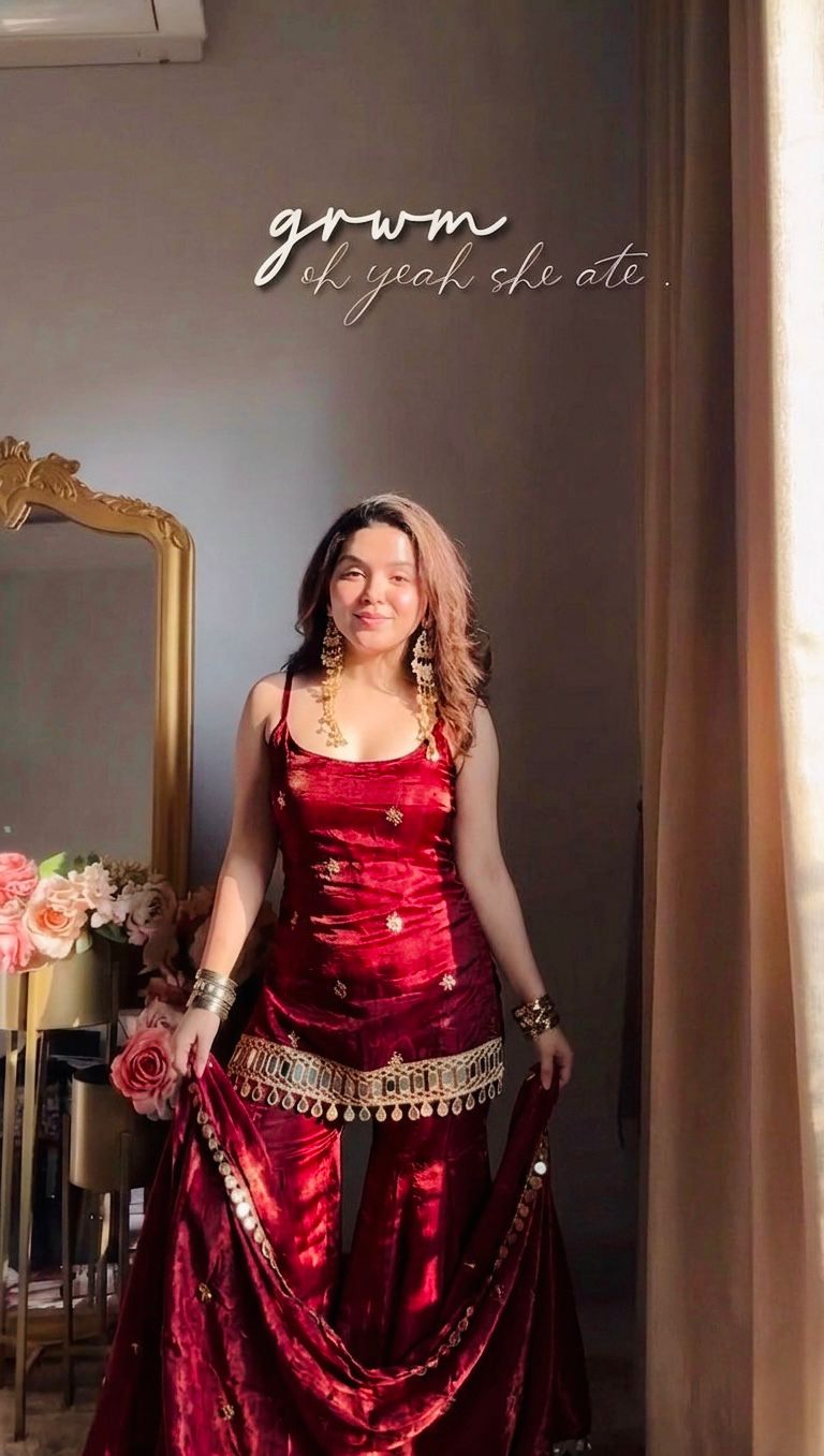 Premium Embroidery Sequence Work with real Mirror work Suit in Berlin