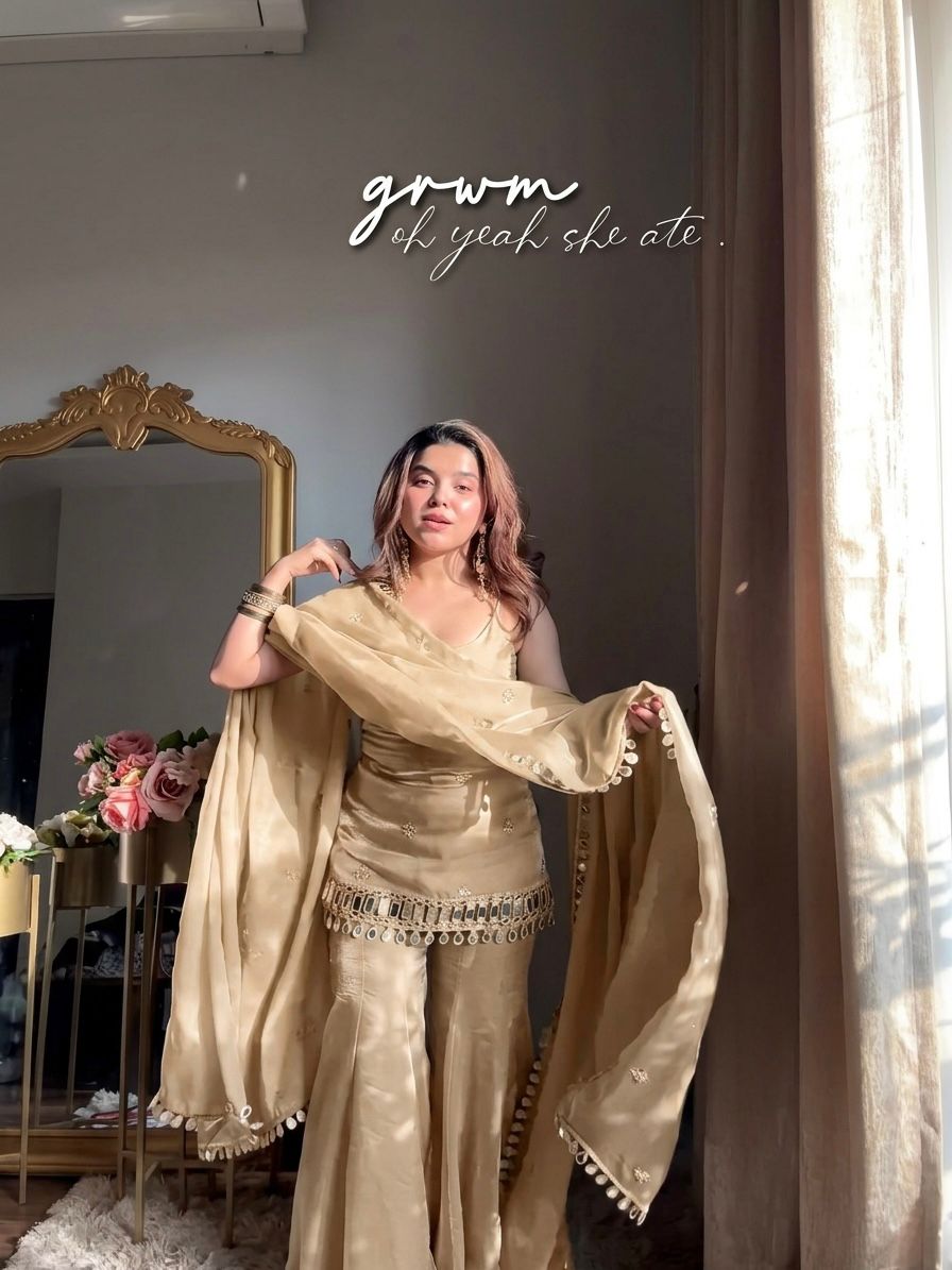 Premium Embroidery Sequence Work with real Mirror work Suit in Berlin