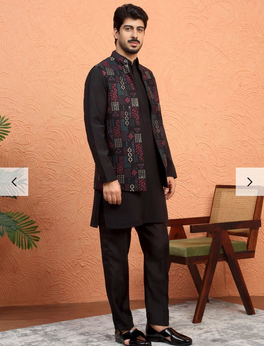 Silk Blend Anchor Work Kurta Trouser Set with Floral Embroidered Nehru Jacket in Berlin