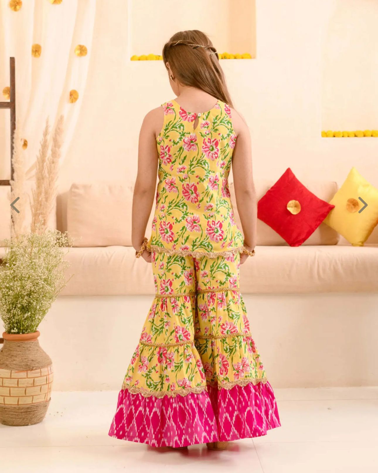 Girls Cotton Regular Fit Floral Print Kurta Set in Germany
