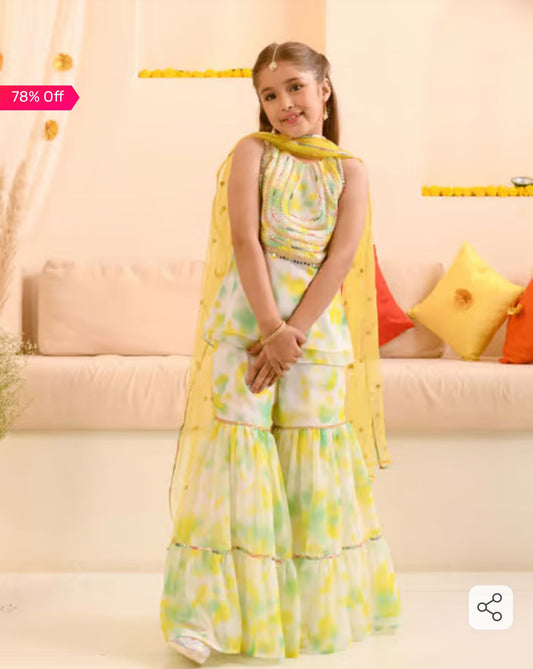 Girls Multicolor Regular Fit Printed Kurta Set in Germany