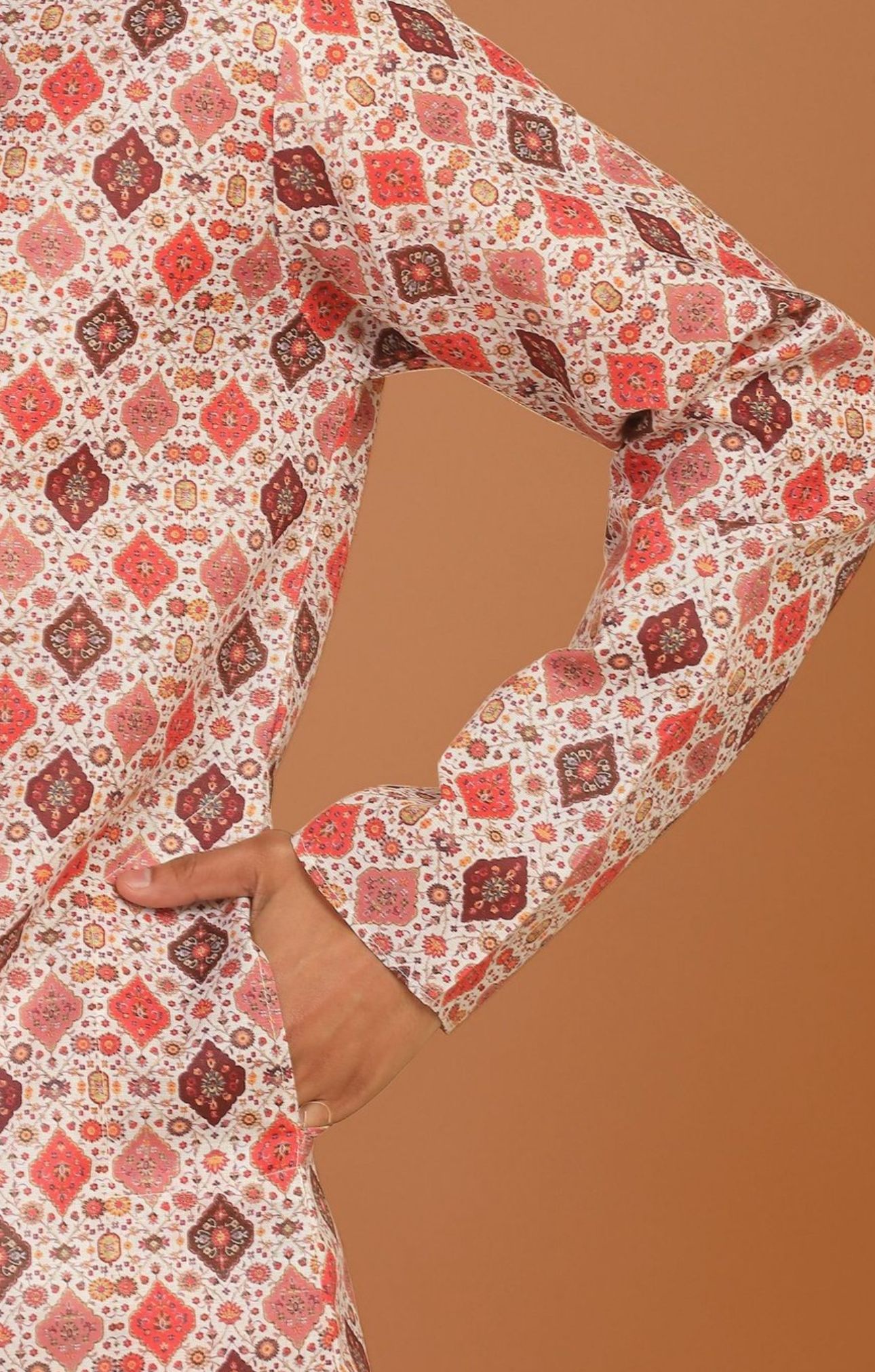 Geometric Printed Knee-Length Kurta with Pyjama