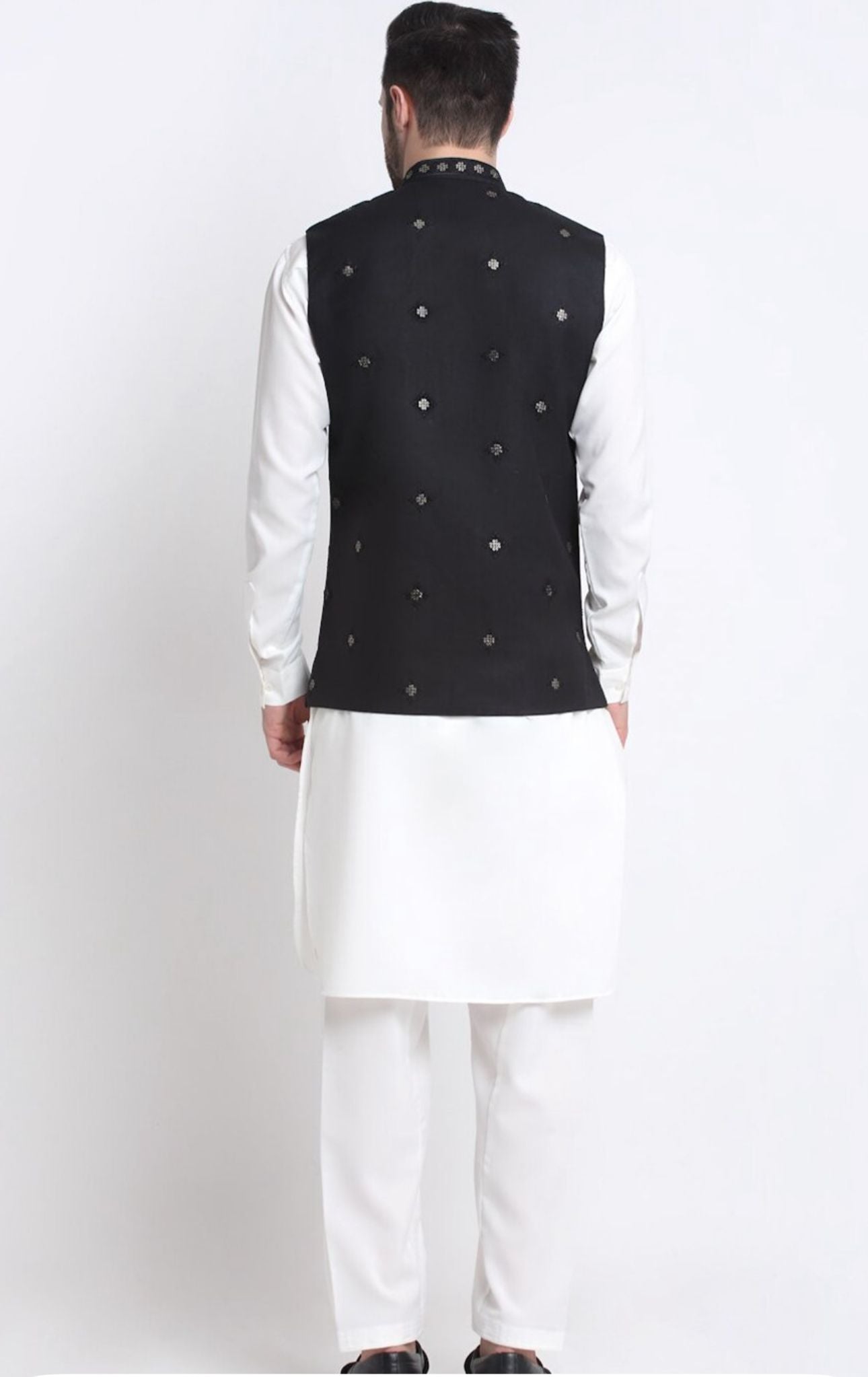 Mandarin Collar Pathani Kurta with Pyjamas & Nehru Jacket in Germany