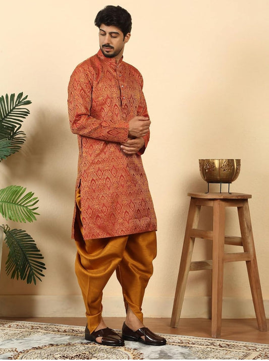Men's Silk Blend Jacquard Paisley Kurta and Dhoti in Germany