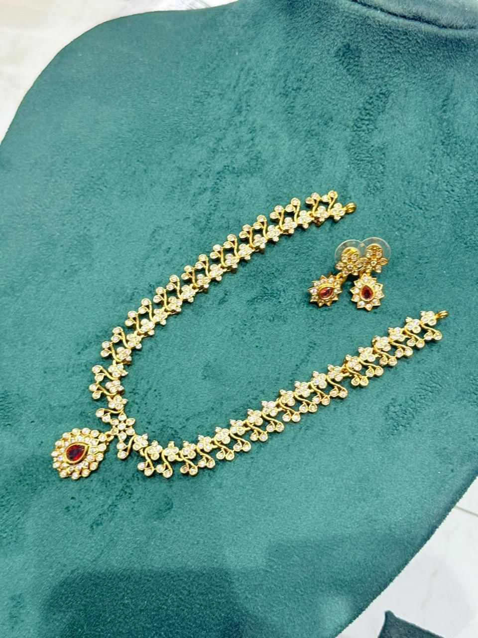 Gold Plated Wedding Jewellery LCT Stone Necklace Set for Women in Germany