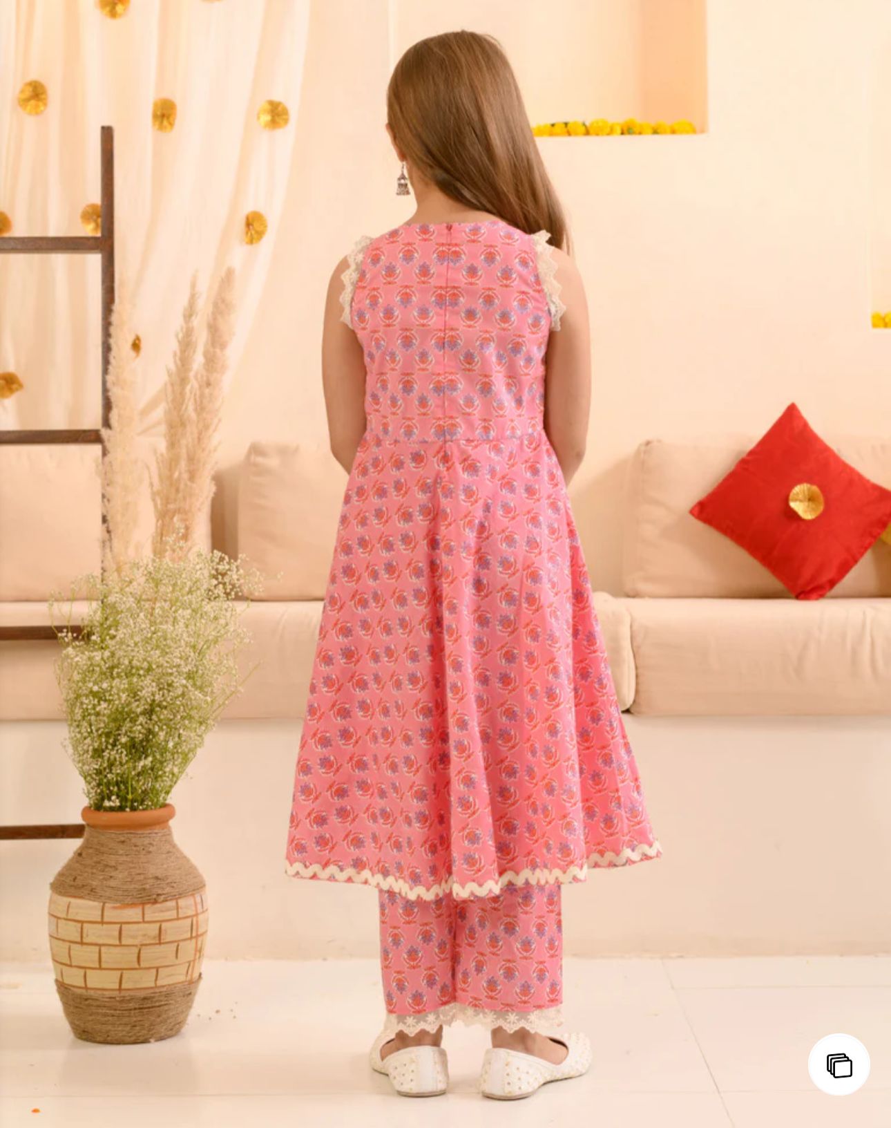 Girls Pink Floral Screen print Pure Cotton A-Line Kurta with Trousers & Dupatta in Germany