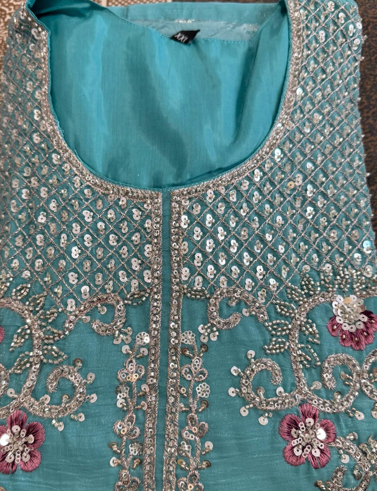 Premium collection Beautiful suit in Berlin