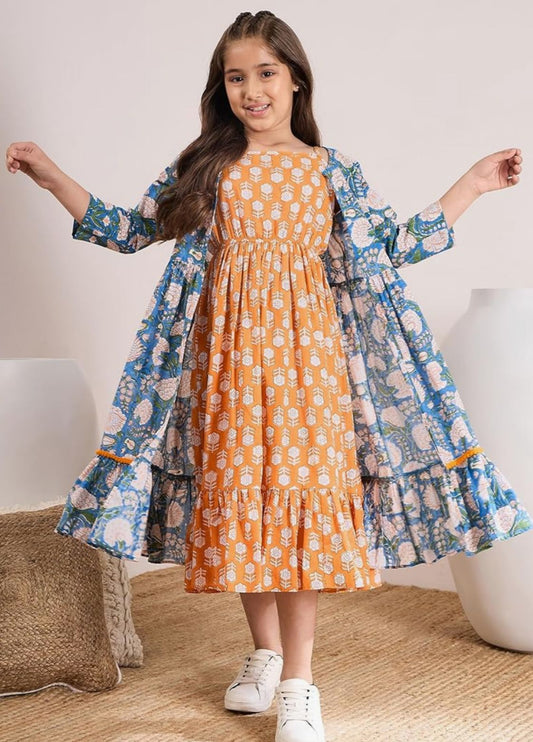 Girls Dress With Cape in Germany