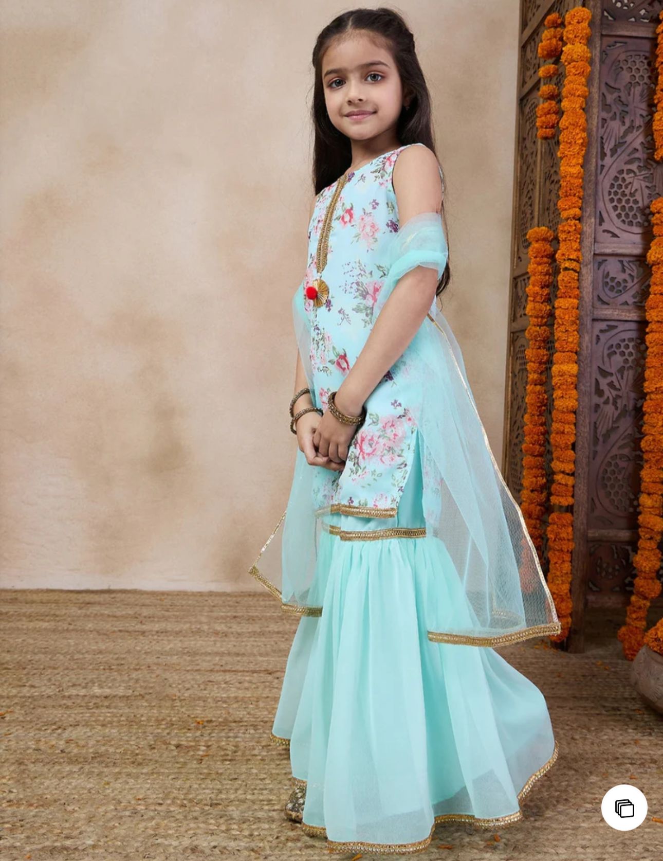 Girls Floral Printed Sleeveless Georgette Straight Kurta With Sharara & Dupatta in Germany