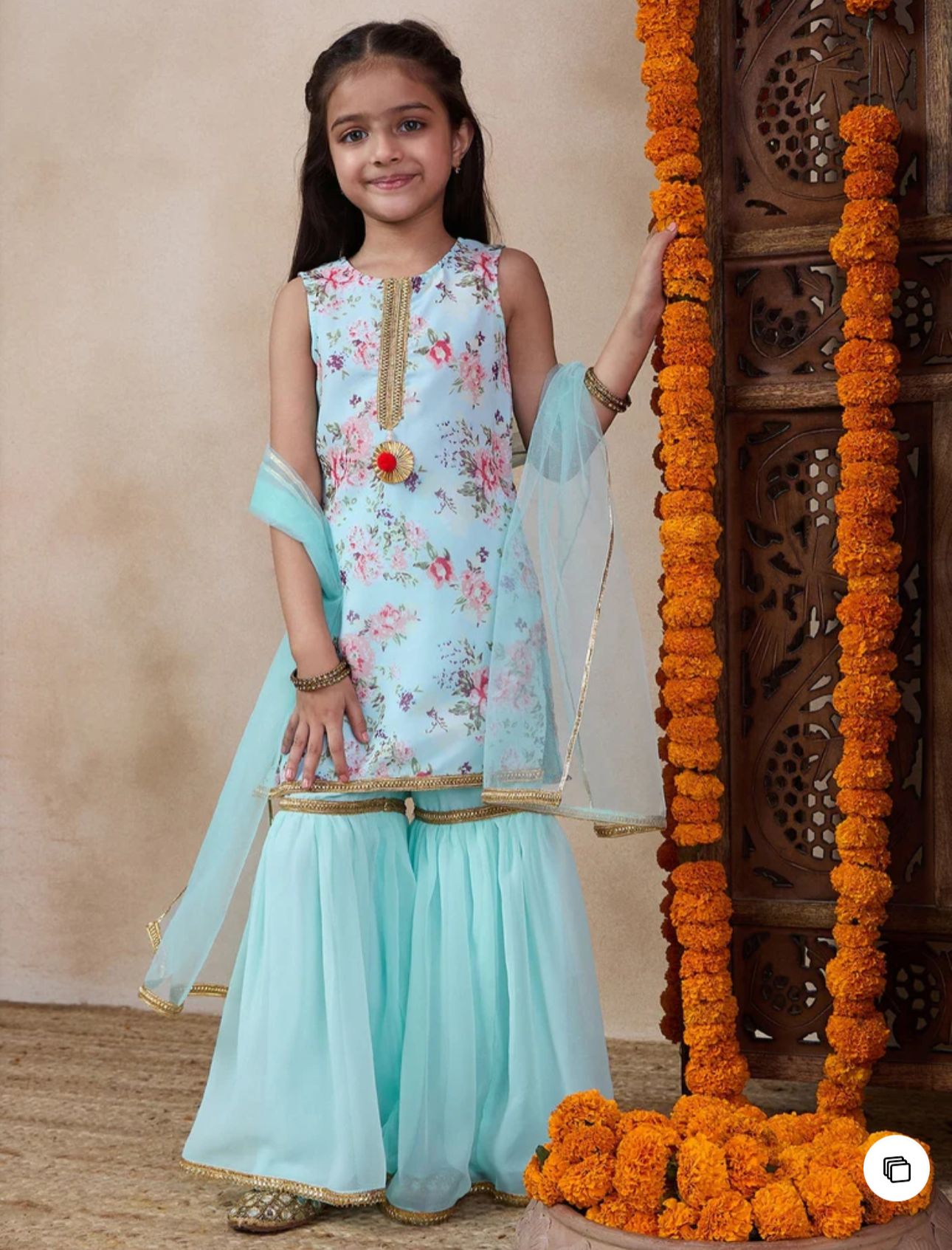 Girls Floral Printed Sleeveless Georgette Straight Kurta With Sharara & Dupatta in Germany
