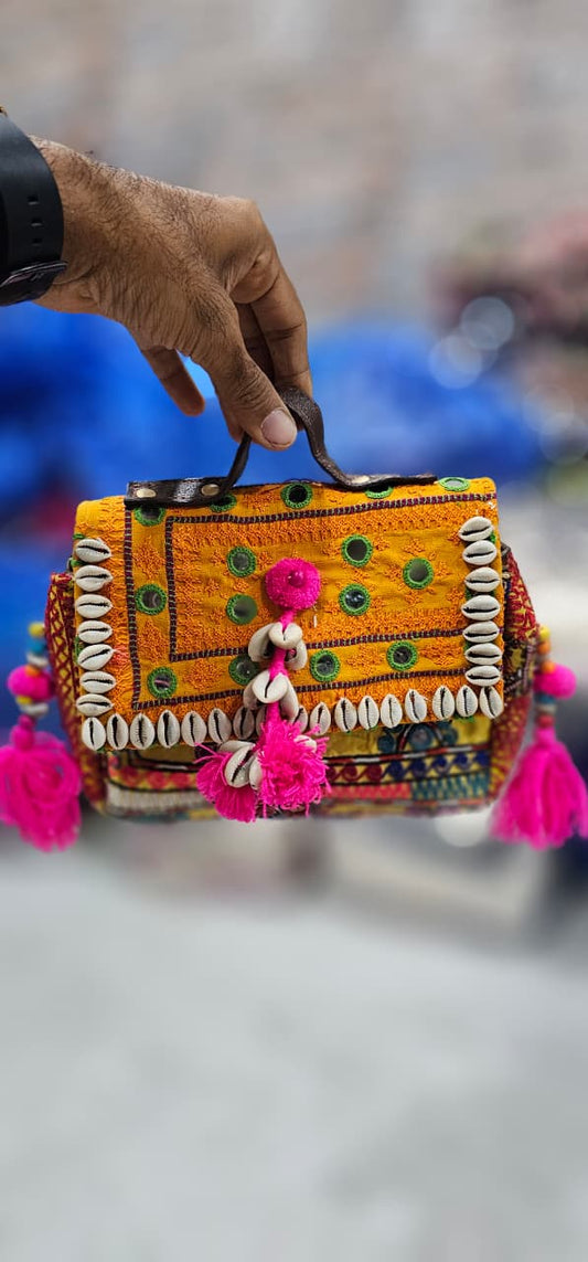 BANJARA BOHO SLING BAG WITH BELT IN BERLIN